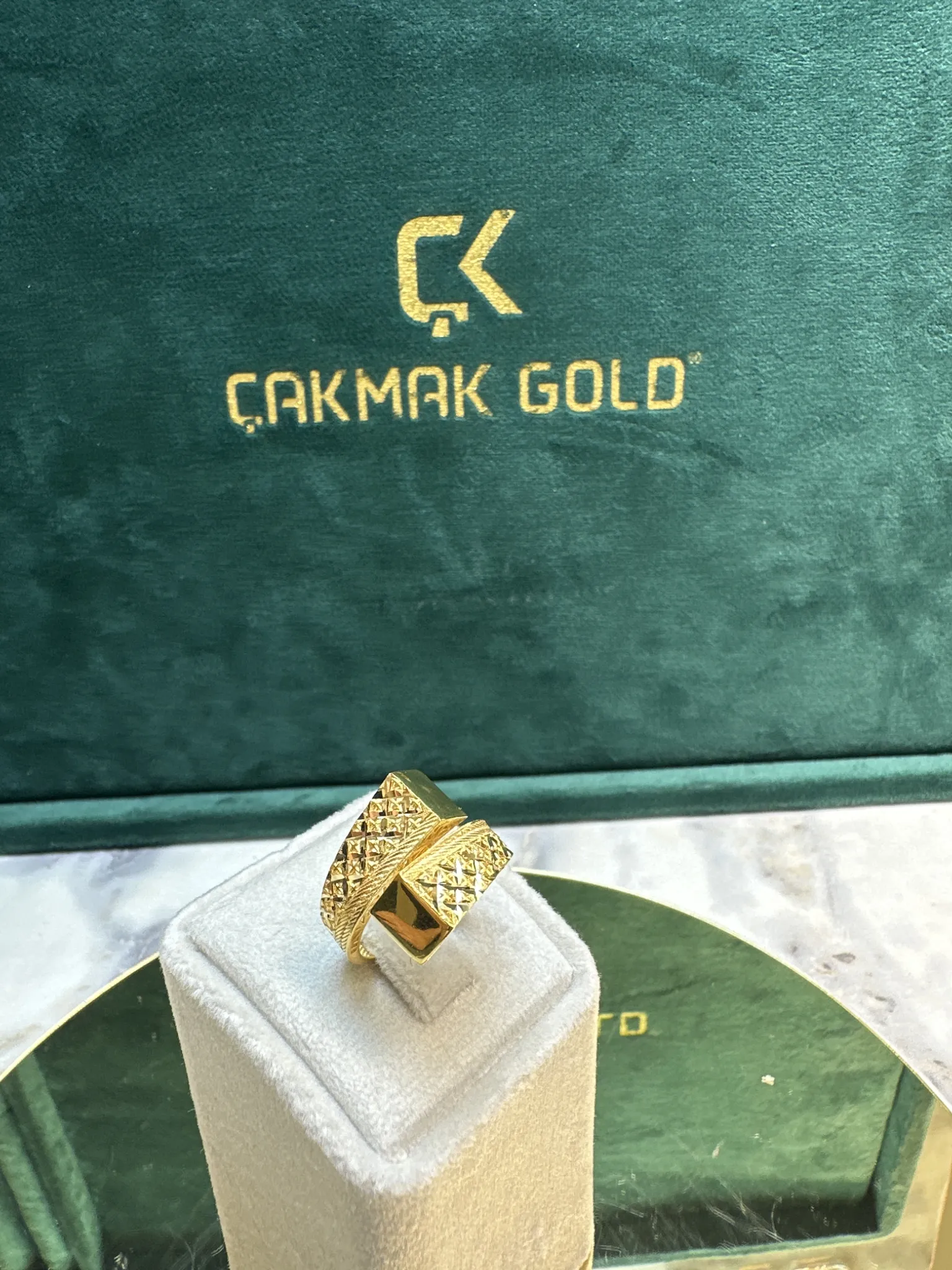 ÖZEL TASARIM MODEL YÜZÜK