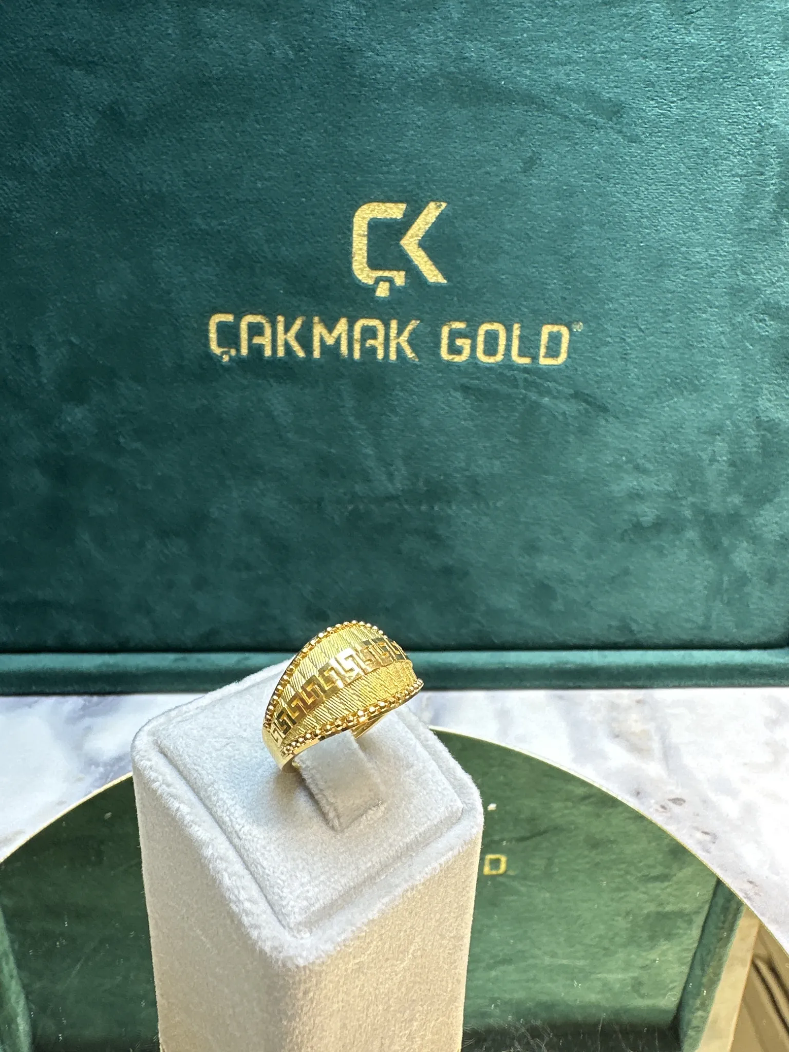 ÖZEL TASARIM FANTAZİ MODEL YÜZÜK