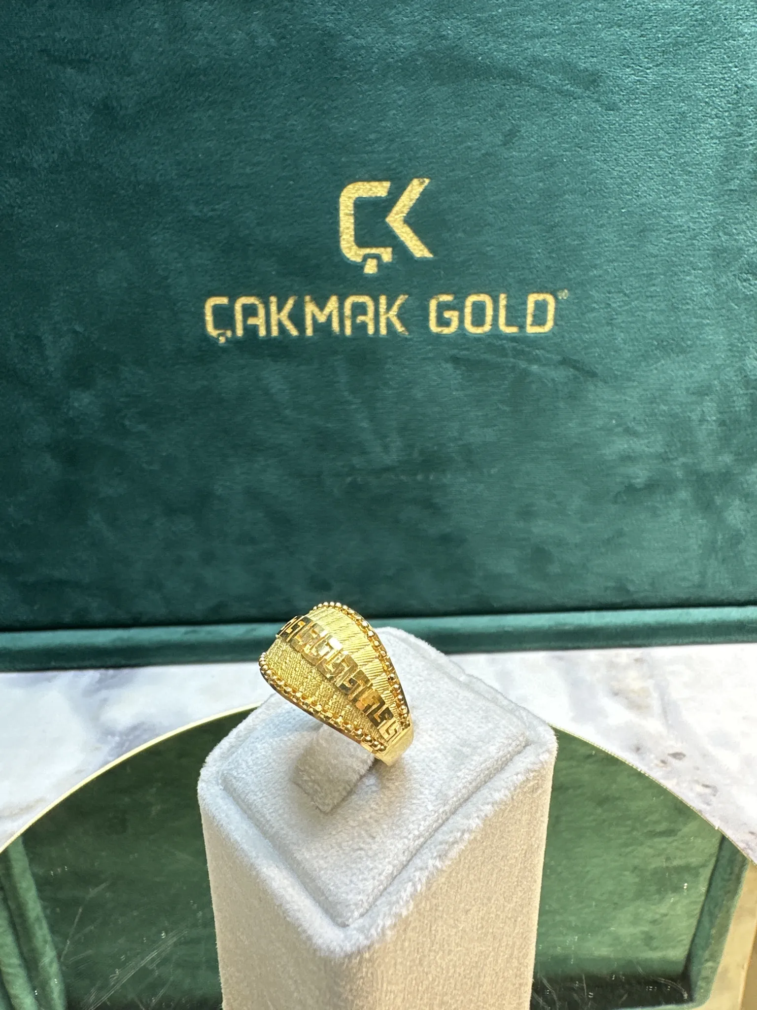 ÖZEL TASARIM FANTAZİ MODEL YÜZÜK