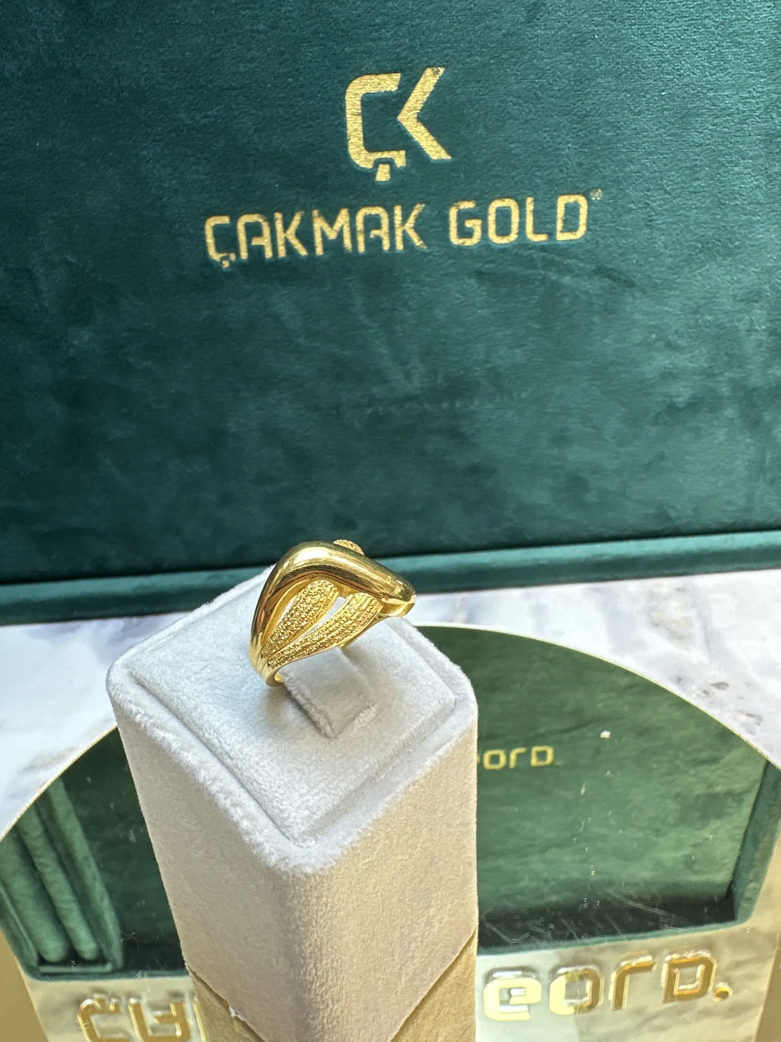 ÖZEL TASARIM MODEL YÜZÜK