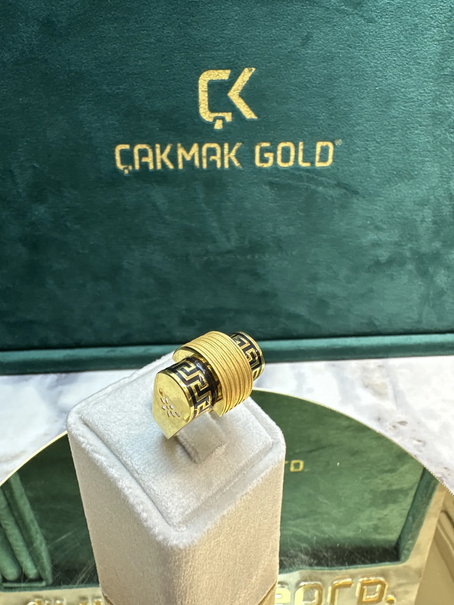 ÖZEL TASARIM YÜZÜK MODELİ
