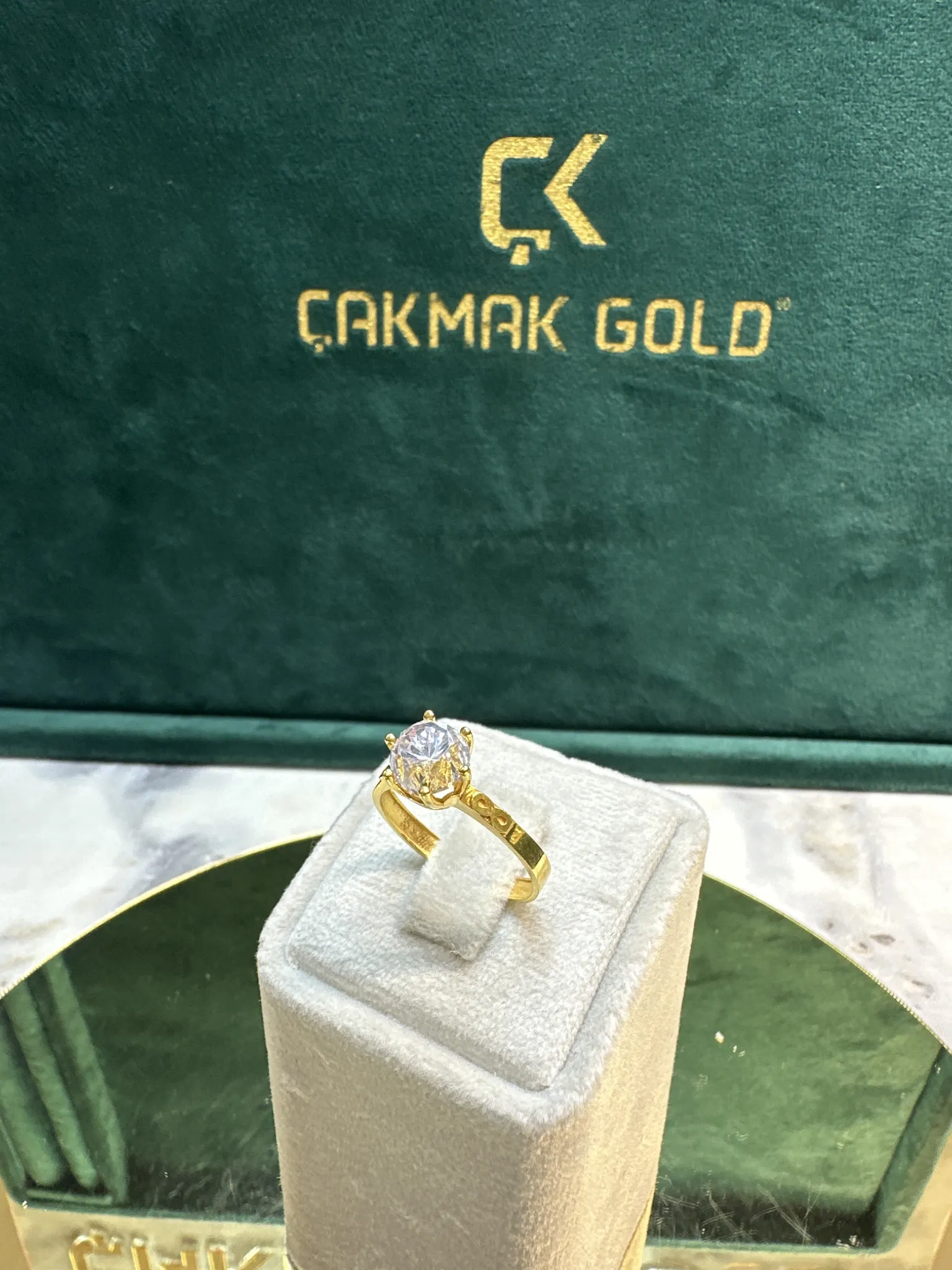 TEK TAŞ YÜZÜK