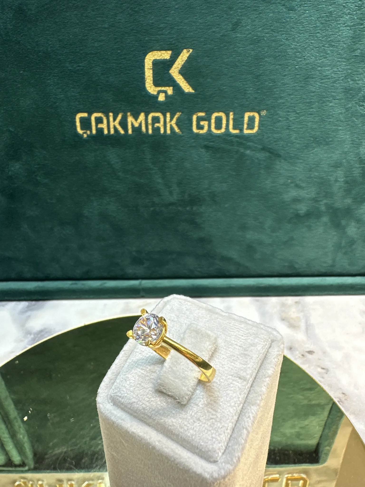 TEK TAŞ YÜZÜK