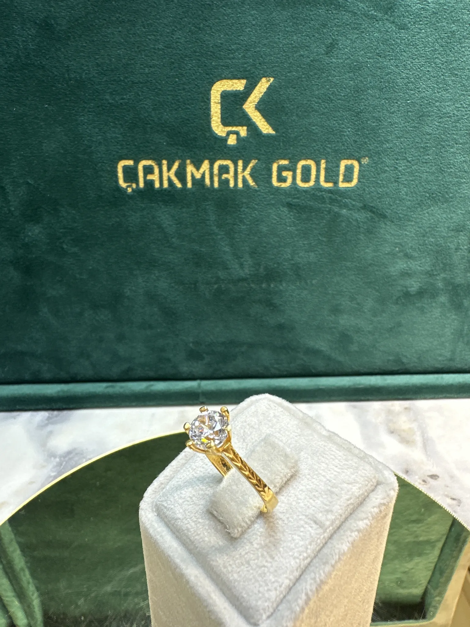 TEK TAŞ YÜZÜK