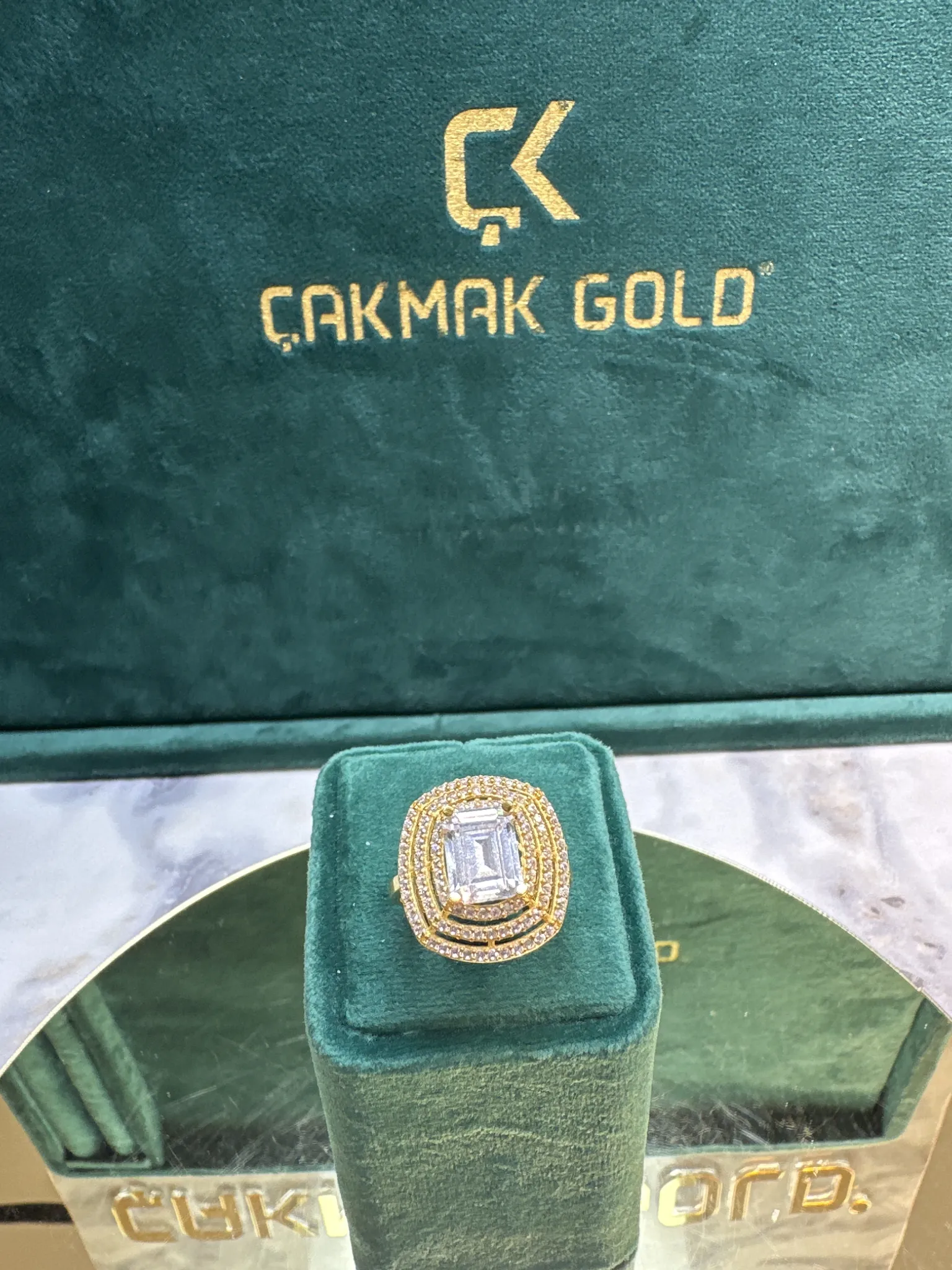 ÖZEL TASARIM BAGET YÜZÜK