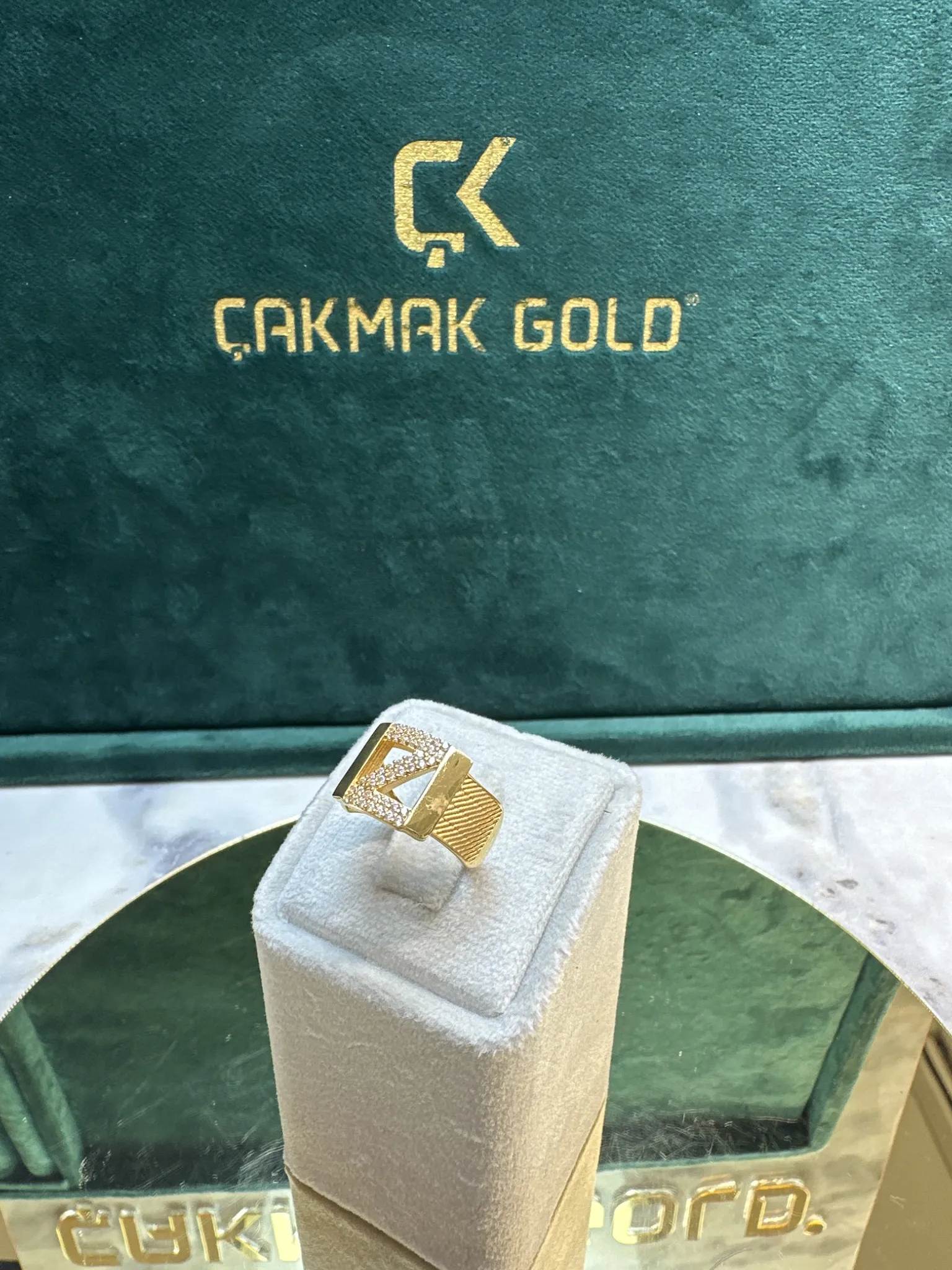 ÖZEL TASARIM Z HARFİ YÜZÜK
