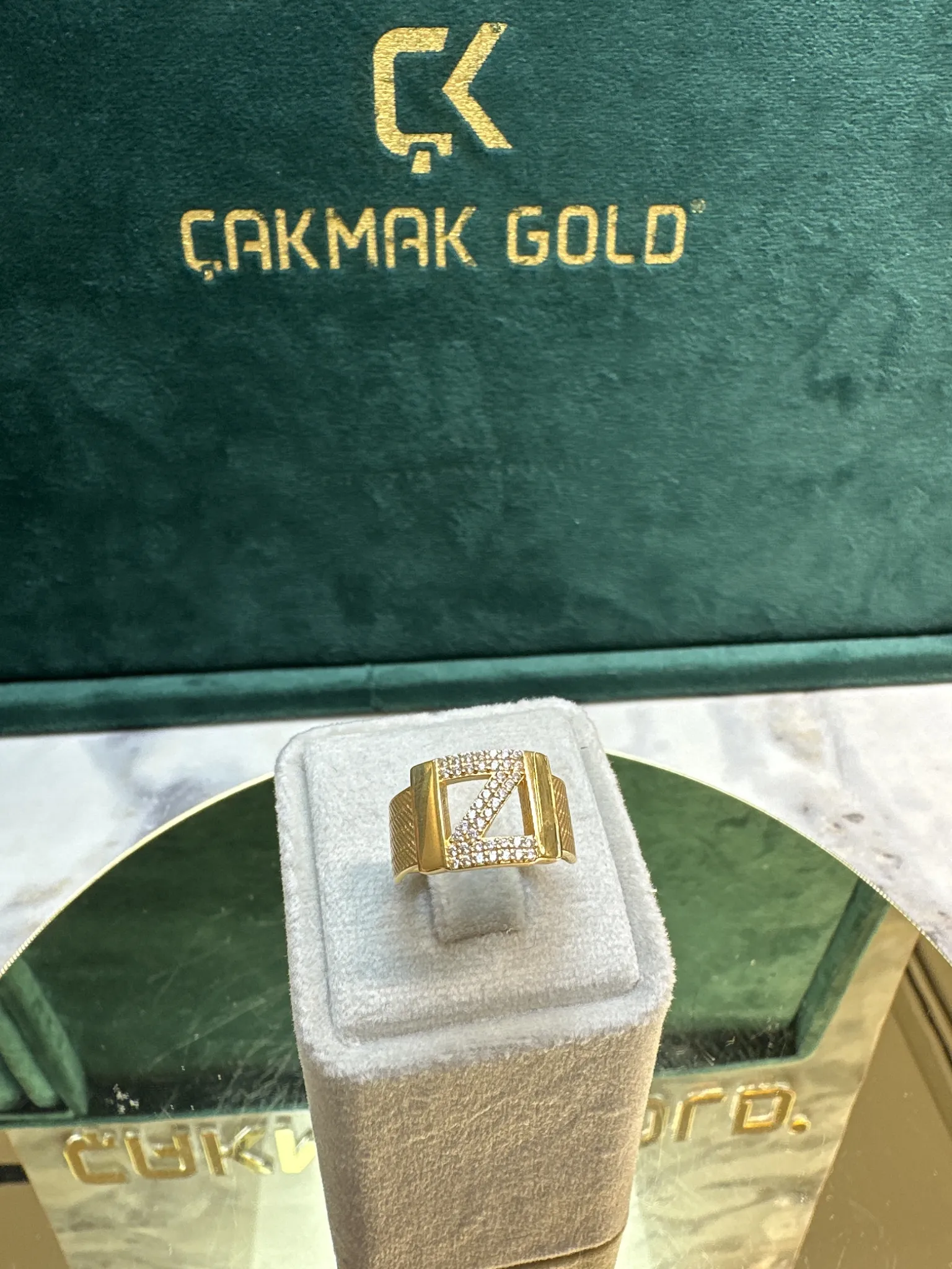 ÖZEL TASARIM Z HARFİ YÜZÜK