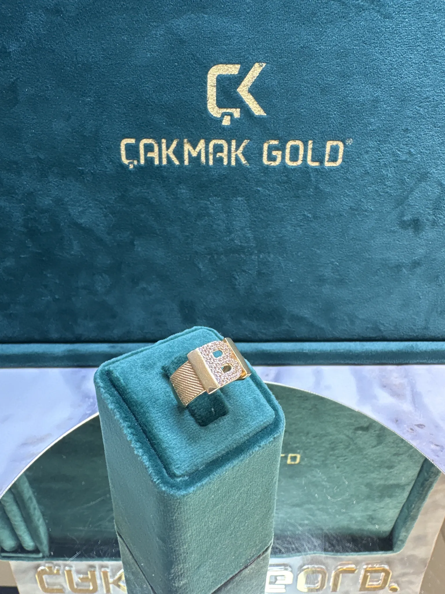 ÖZEL TASARIM B HARFLİ YÜZÜK