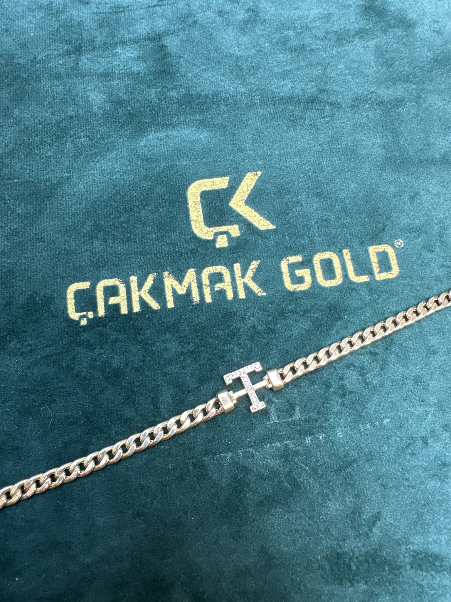 ÖZEL TASARIM T HARFLİ BİLEKLİK 