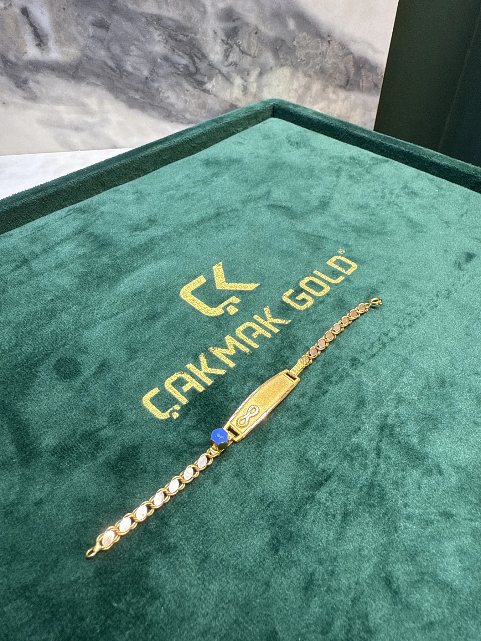 PULLU ÇOCUK KÜNYESİ