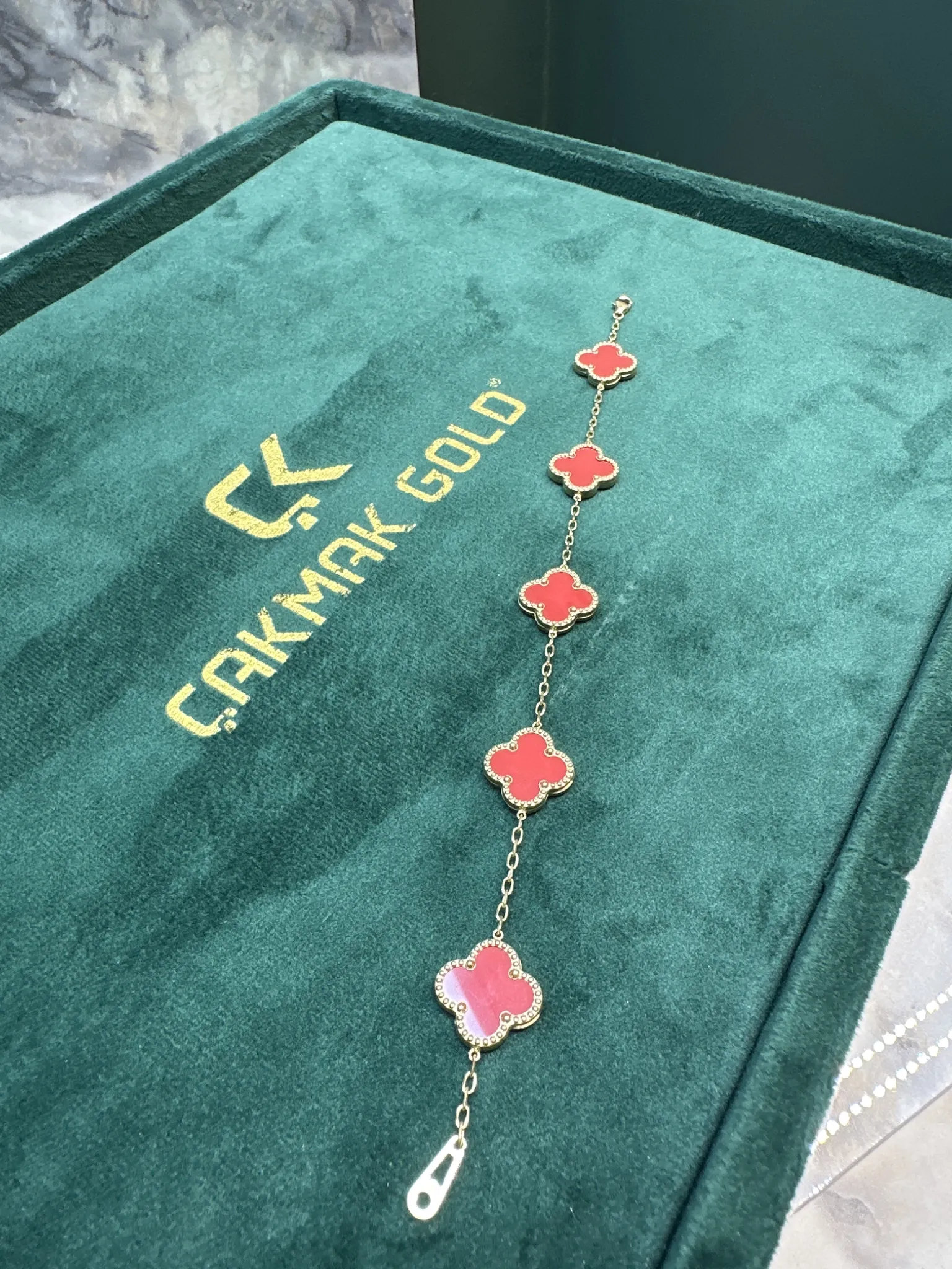 KIRMIZI VAN CLEEF BİLEKLİK