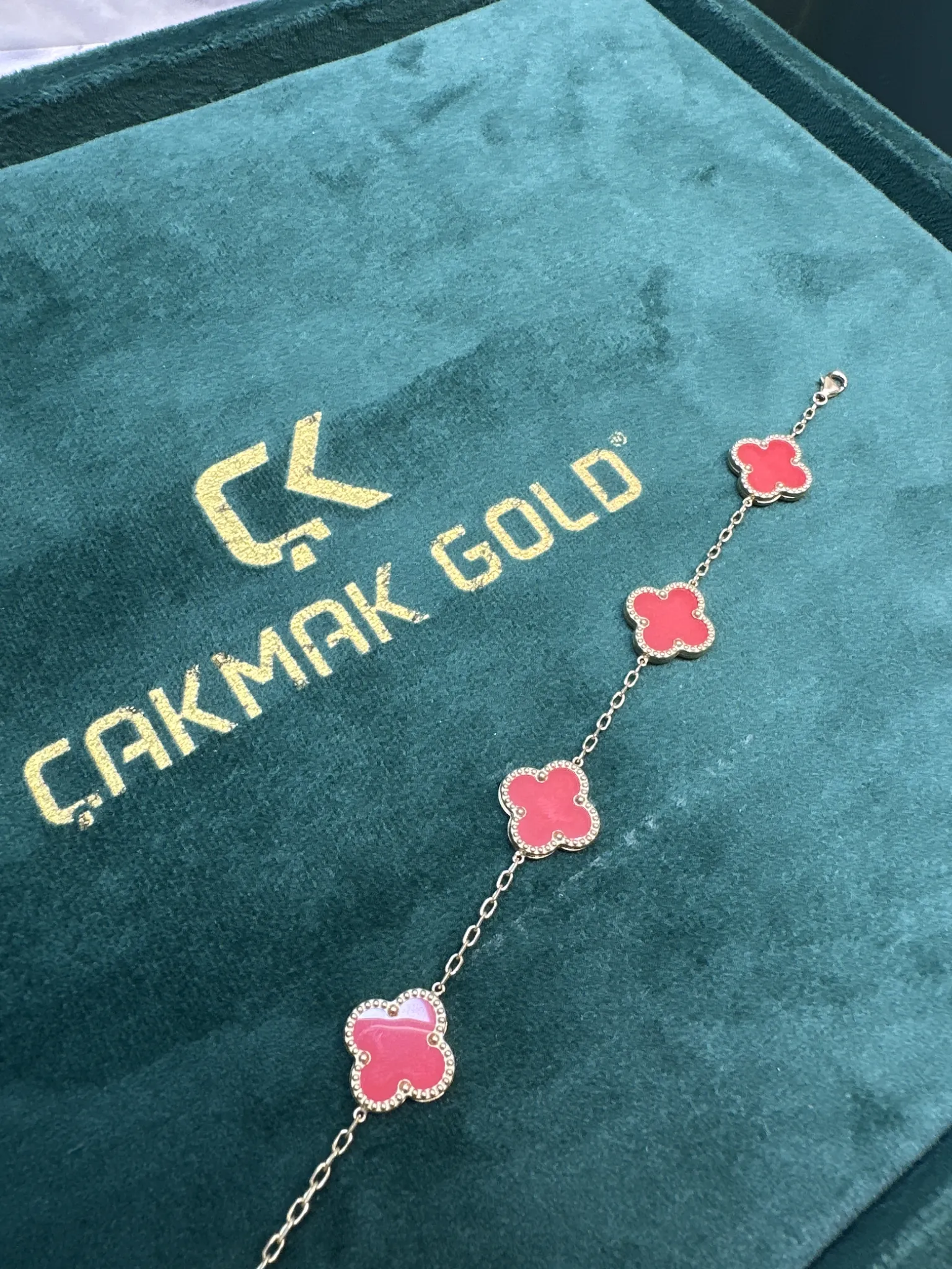KIRMIZI VAN CLEEF BİLEKLİK