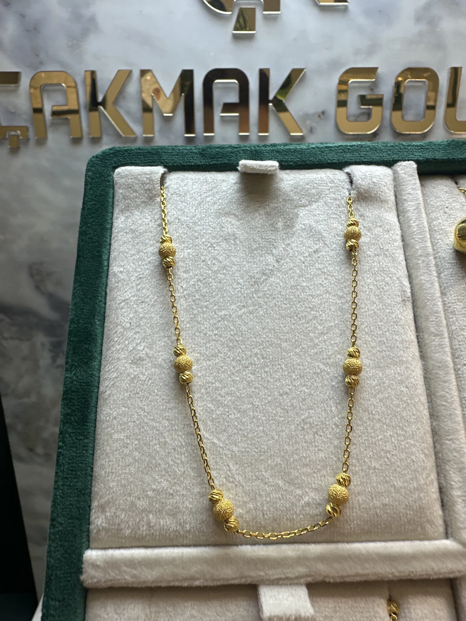 DORİKA İNCE KOLYE 