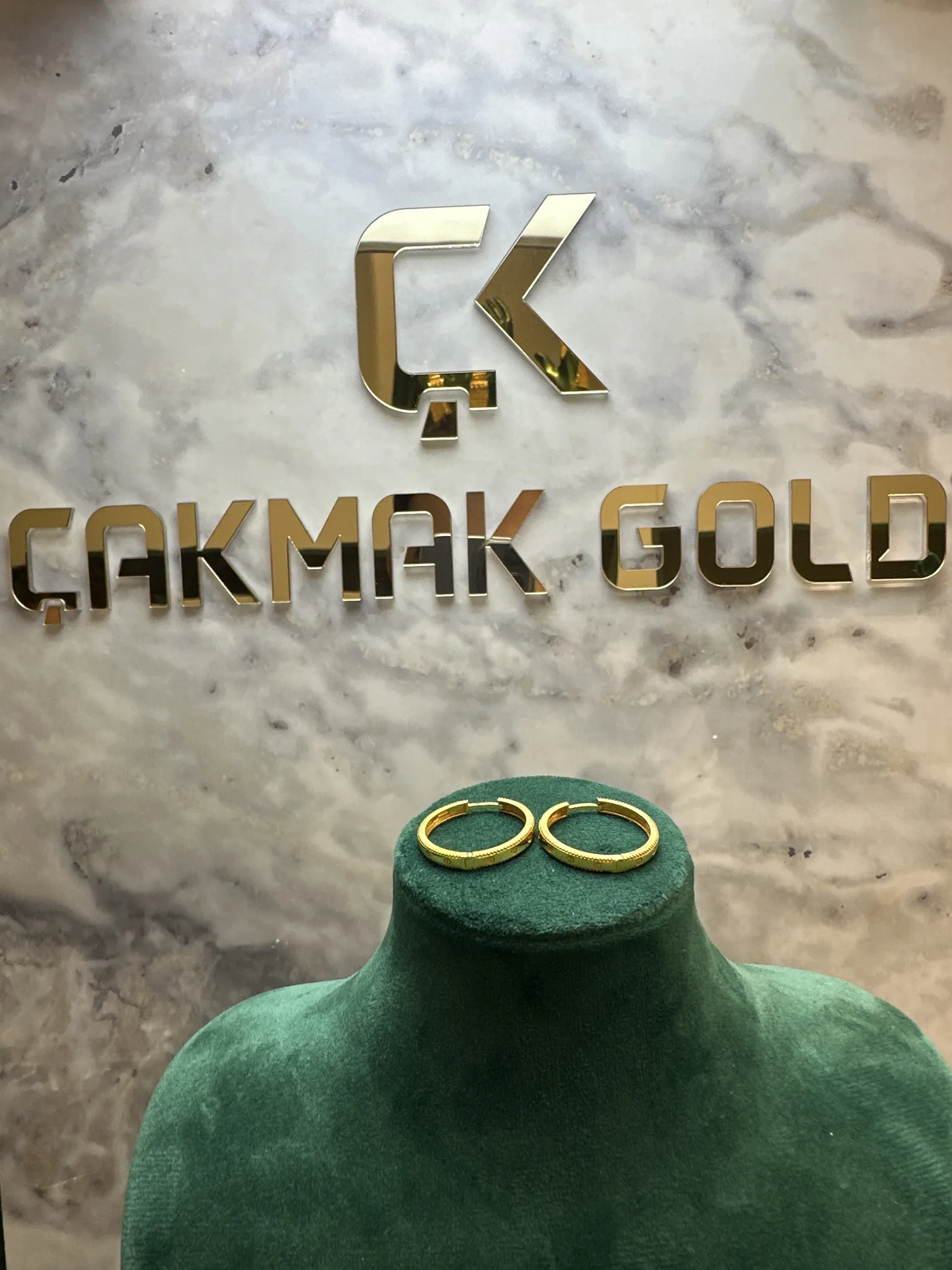 TASARIM KİLİT KÜPE