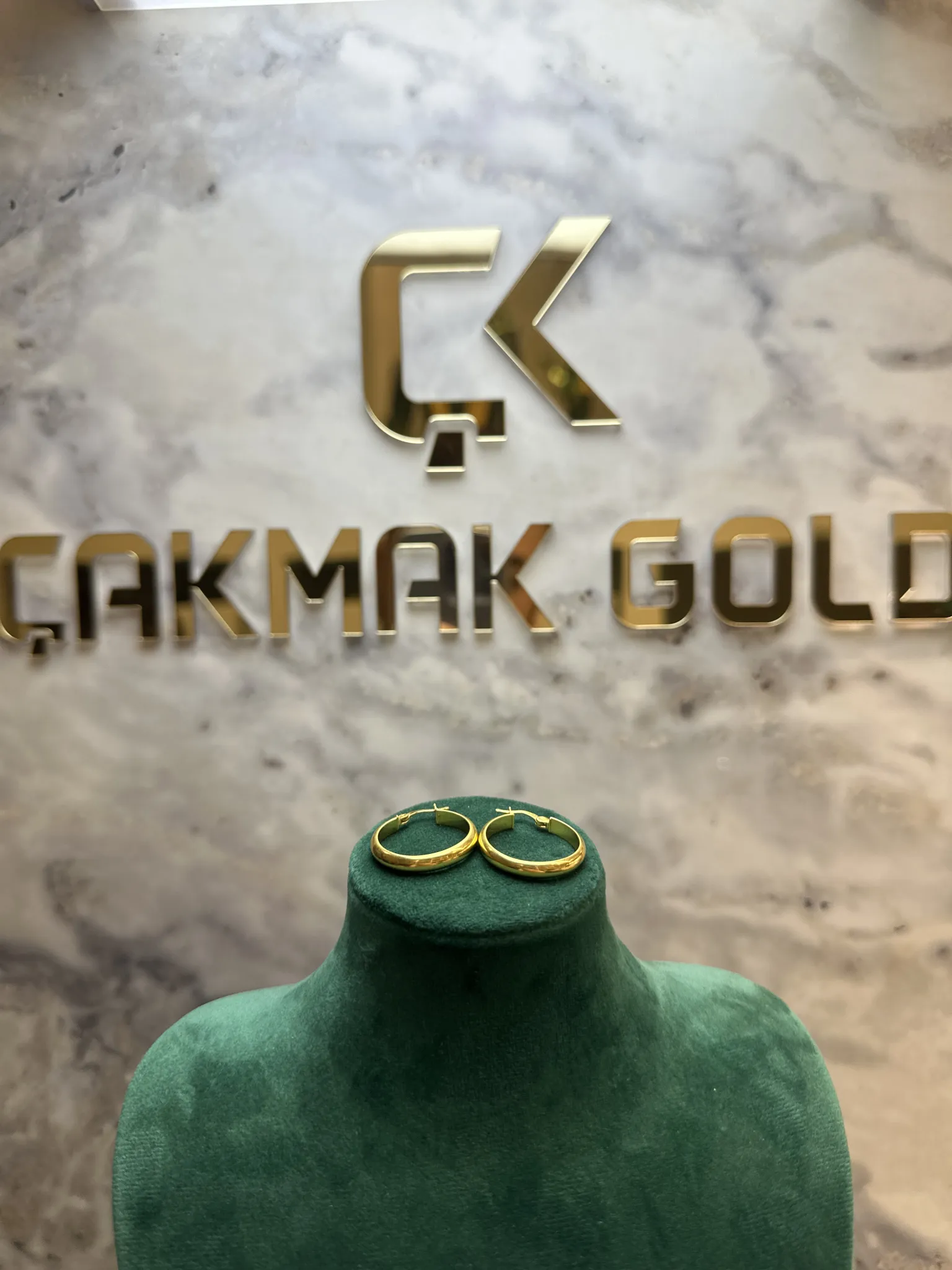 DÜZ HALKA KÜPE