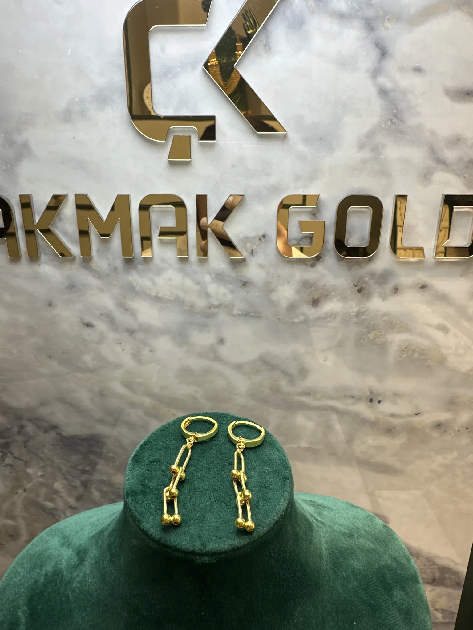 TİFFANY MODEL KÜPE