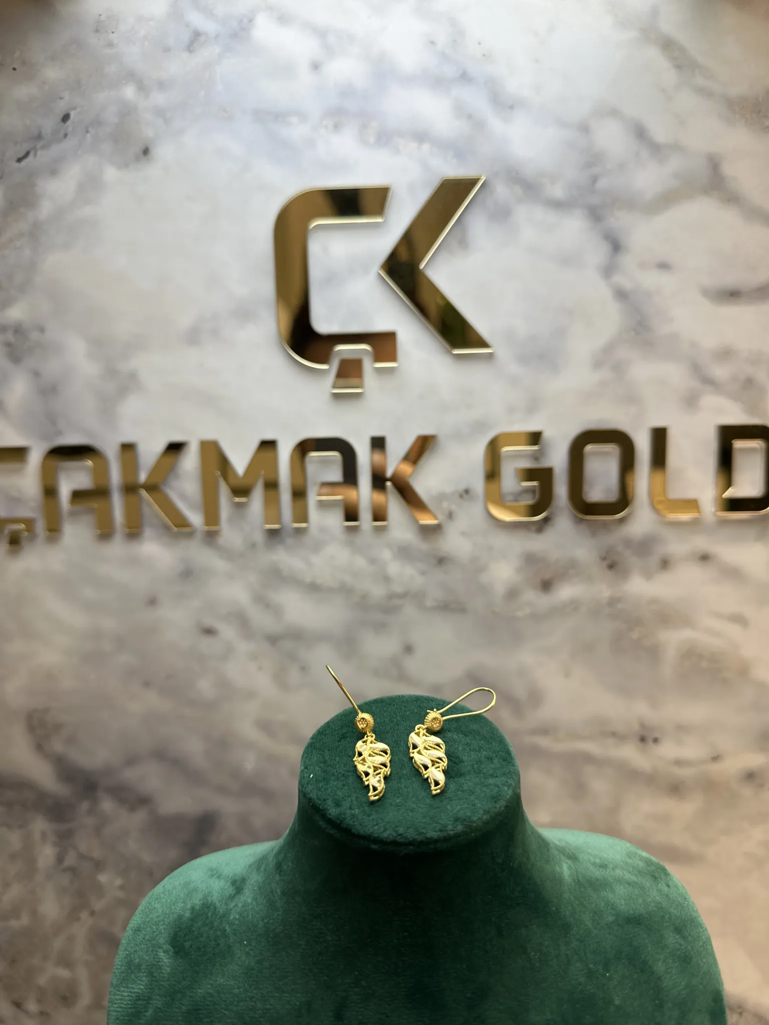 YAPRAK TASARIM KÜPE