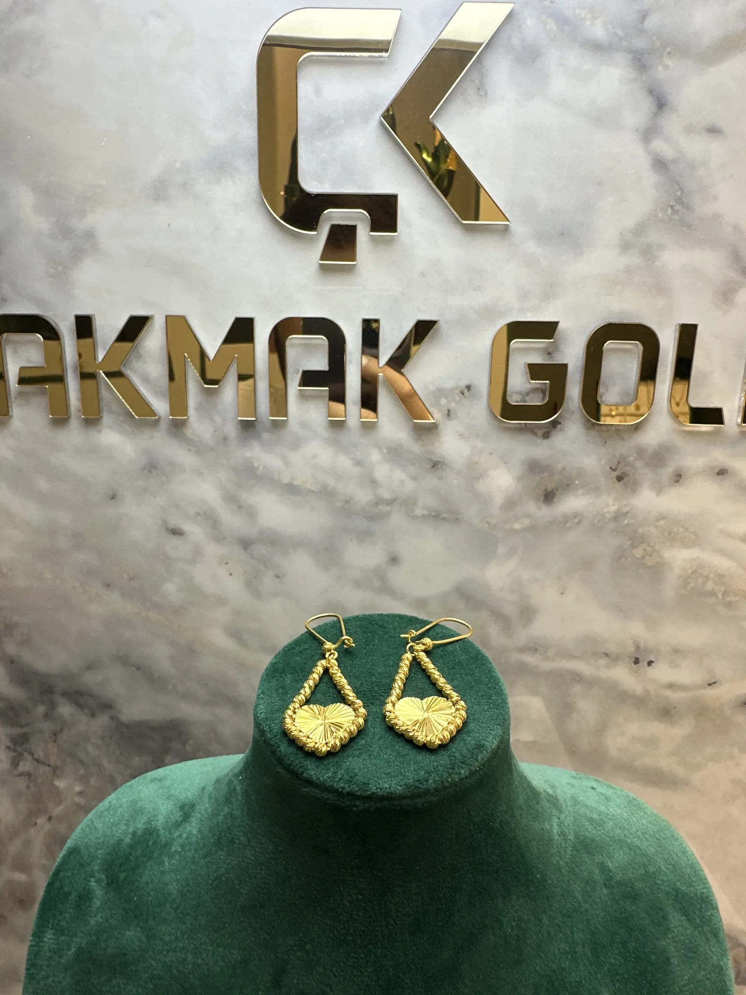 DORİKALI KALP MODEL KÜPE