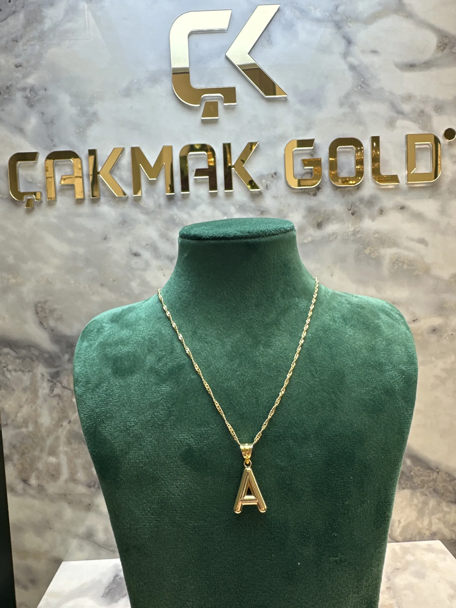 A HARFLİ KOLYE