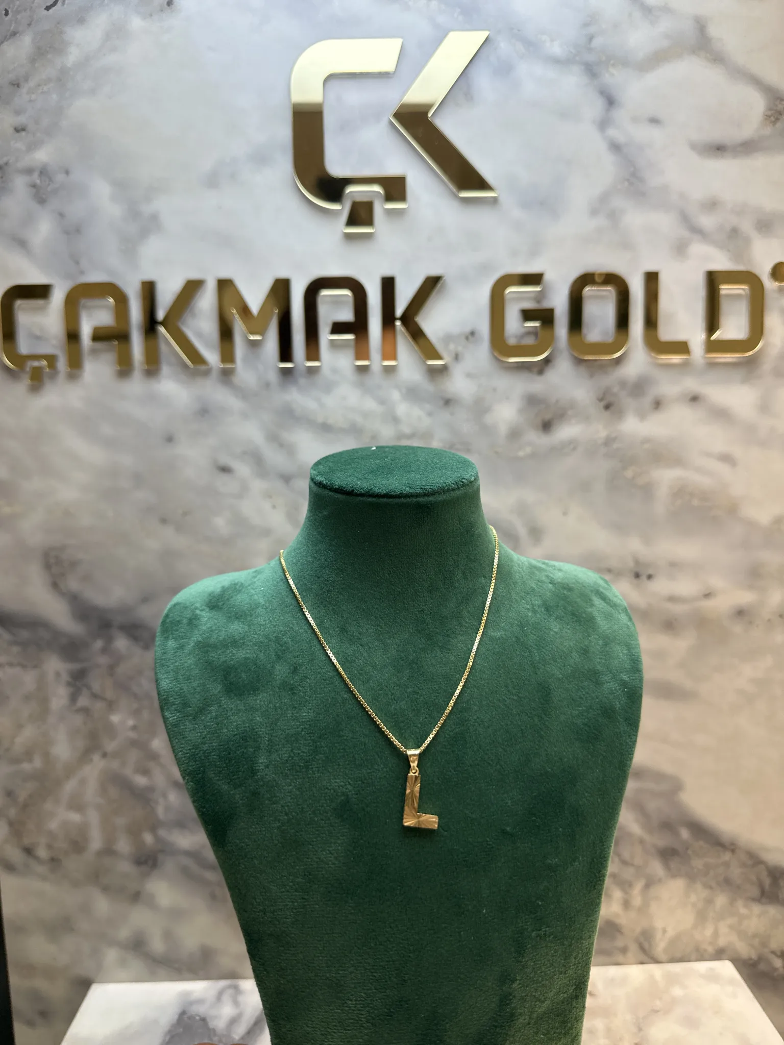 L HARFLİ KOLYE