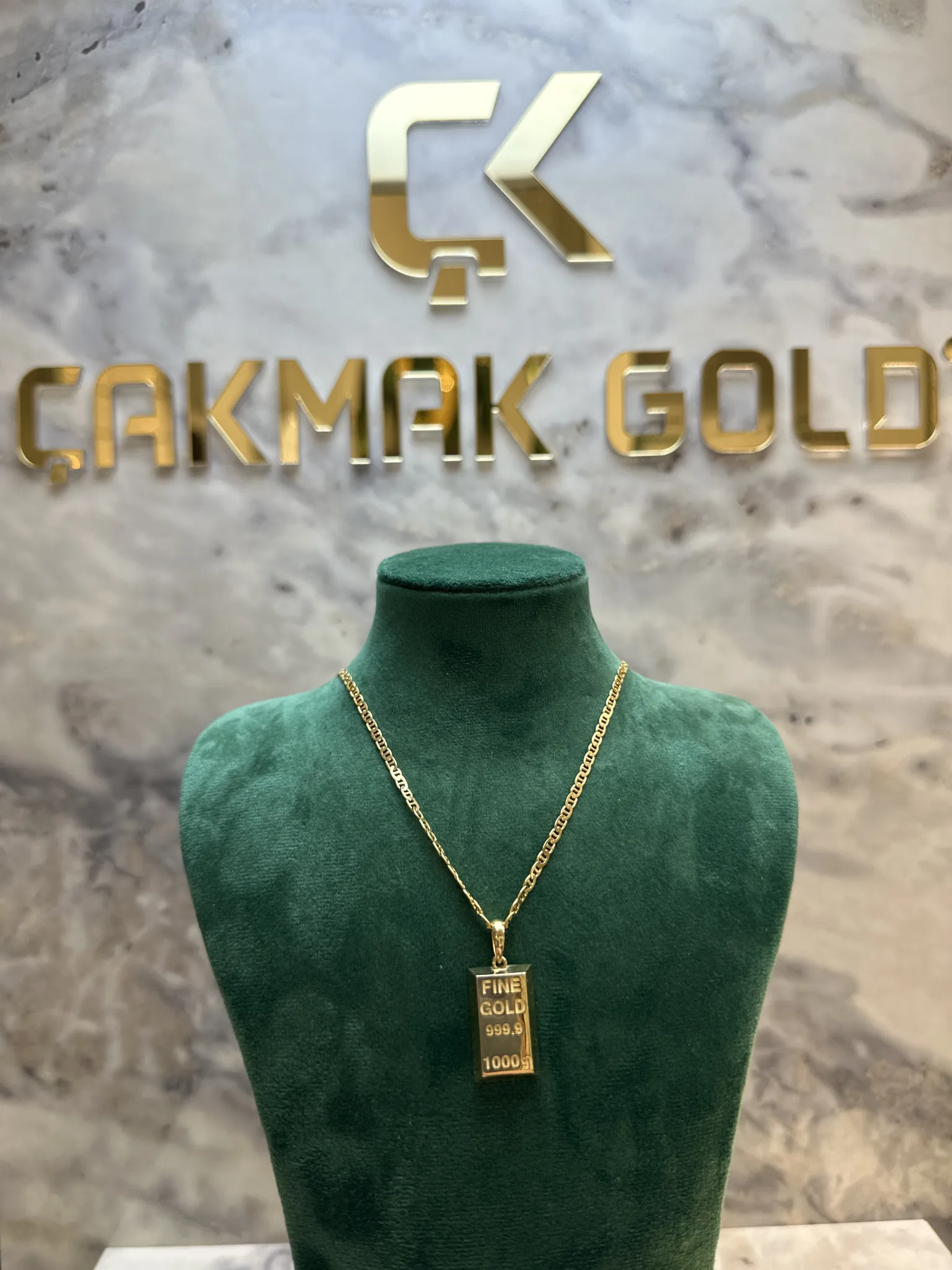 KÜLÇE MODEL KOLYE UCU