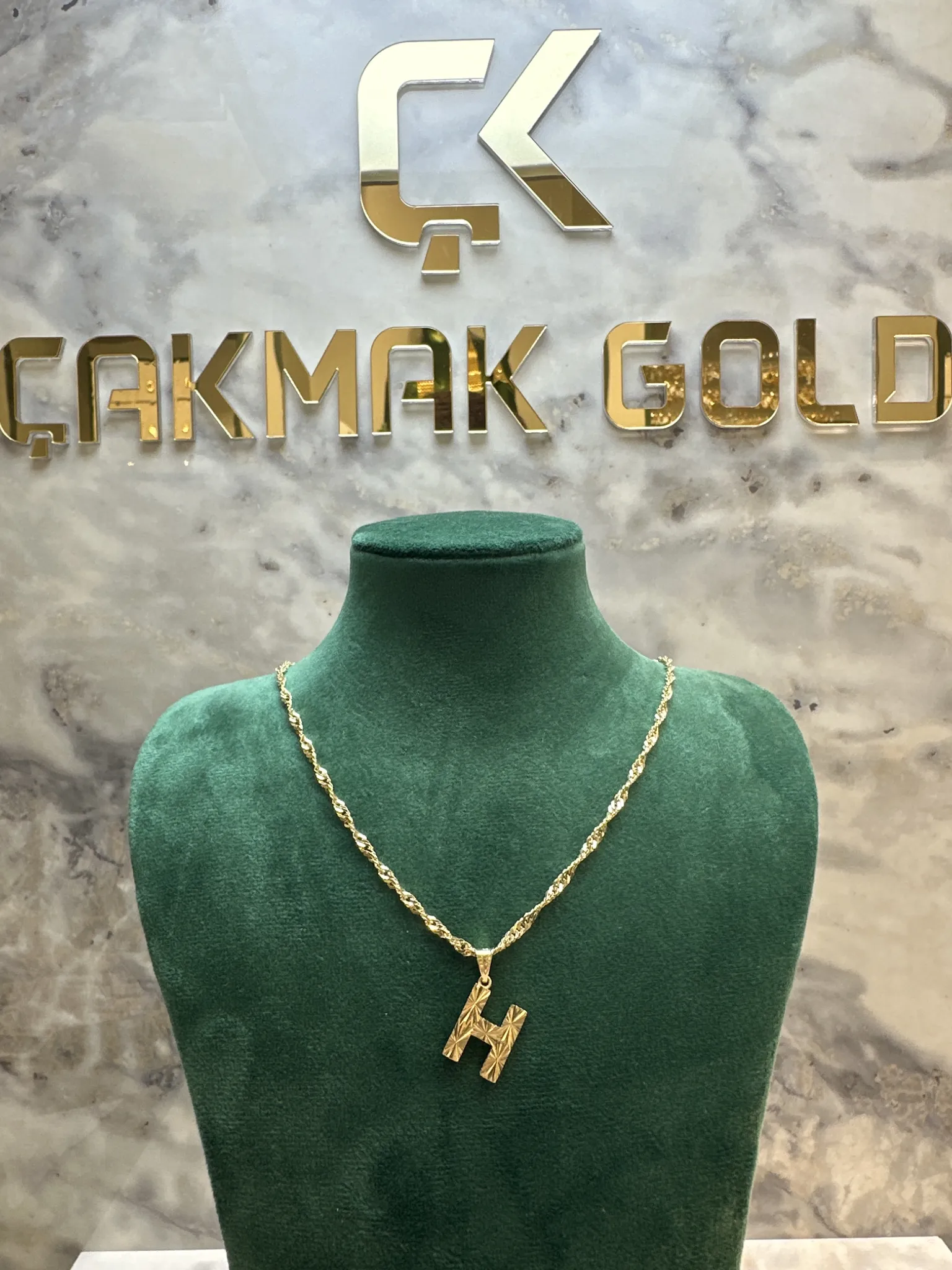 H HARFLİ KOLYE UCU