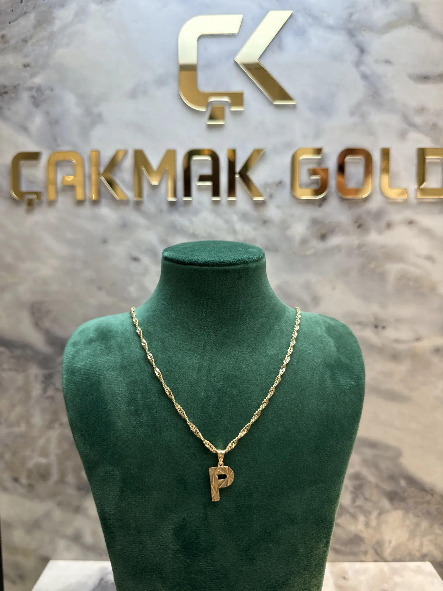 P HARFLİ KOLYE UCU