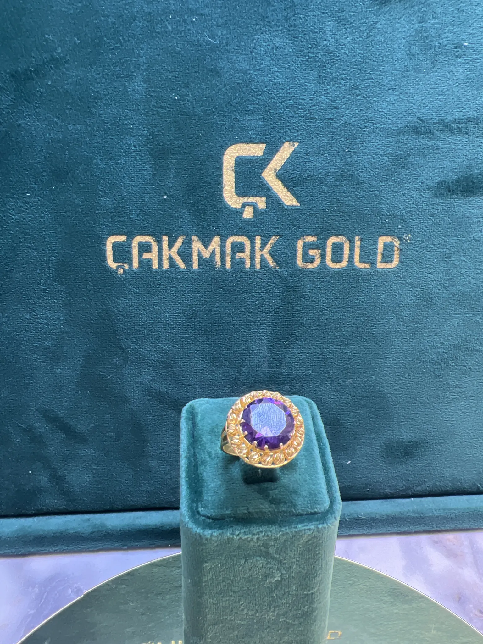 TAŞLI TASARIM YÜZÜK