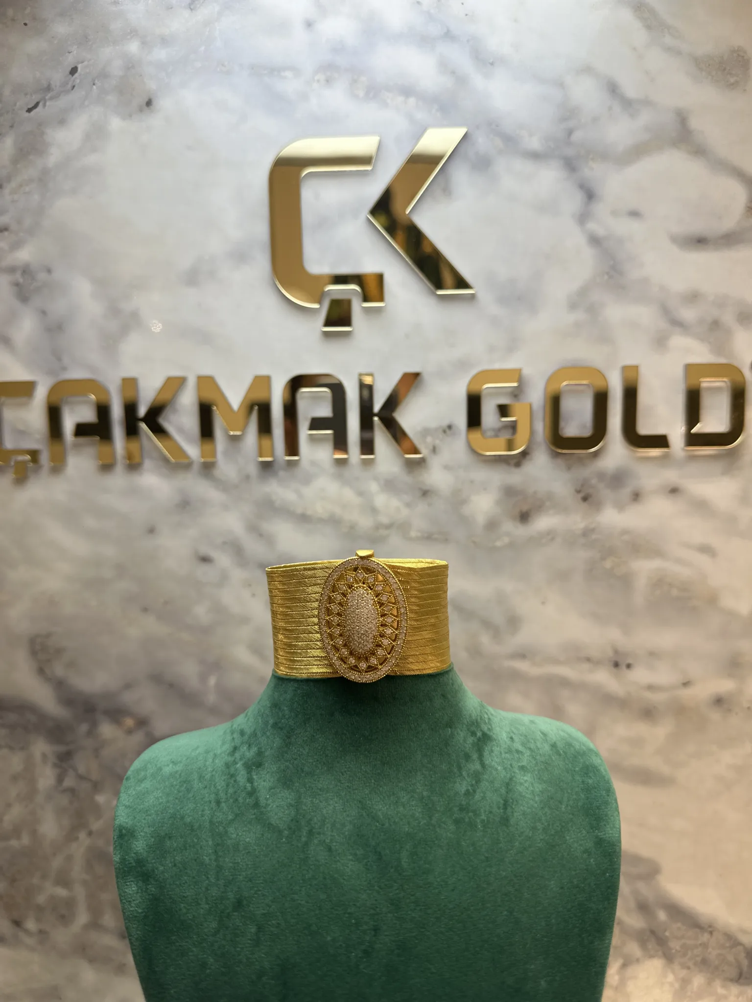 TRABZON MODEL BİLEKLİK