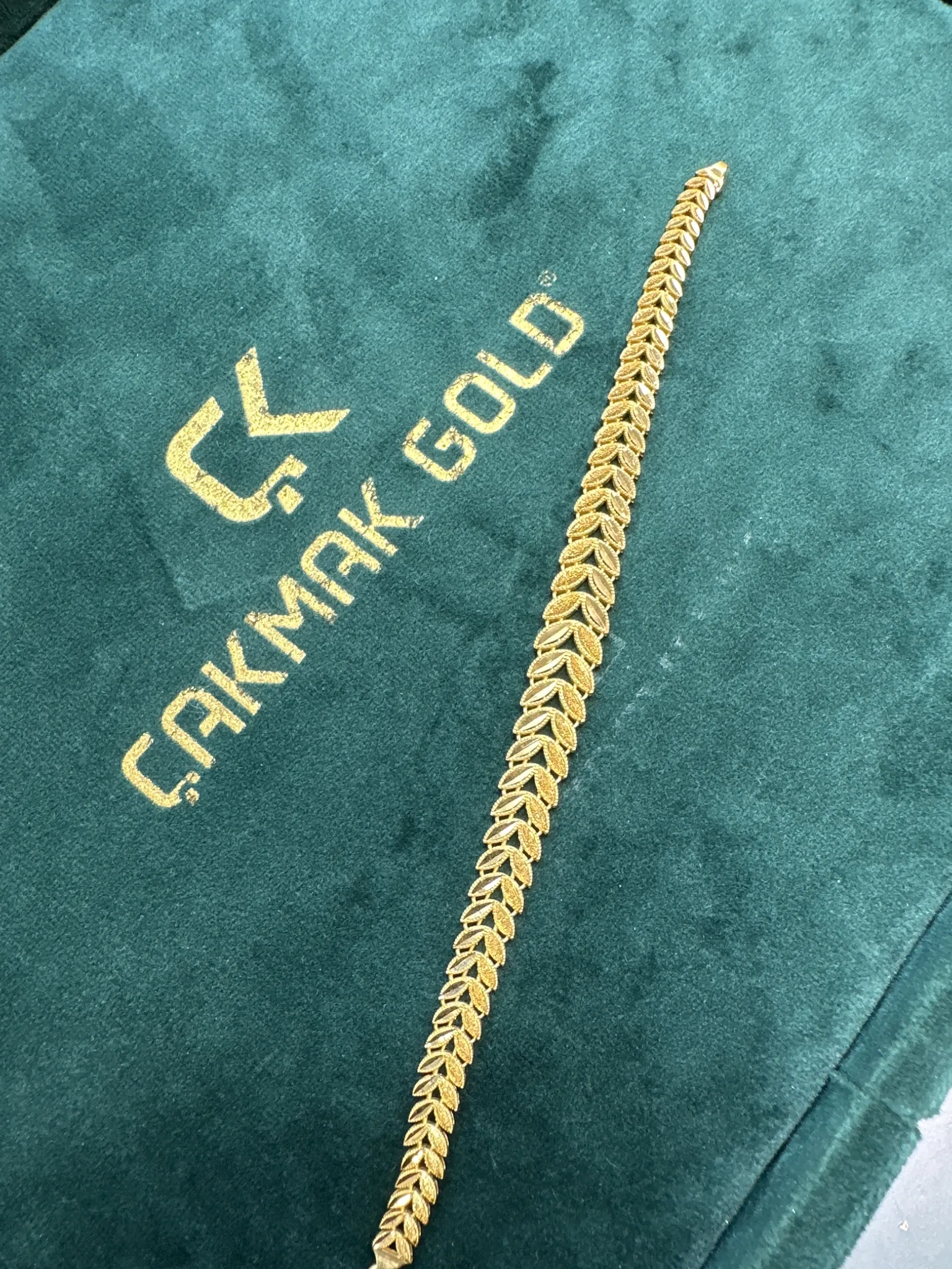BAŞAK MODEL BİLEKLİK