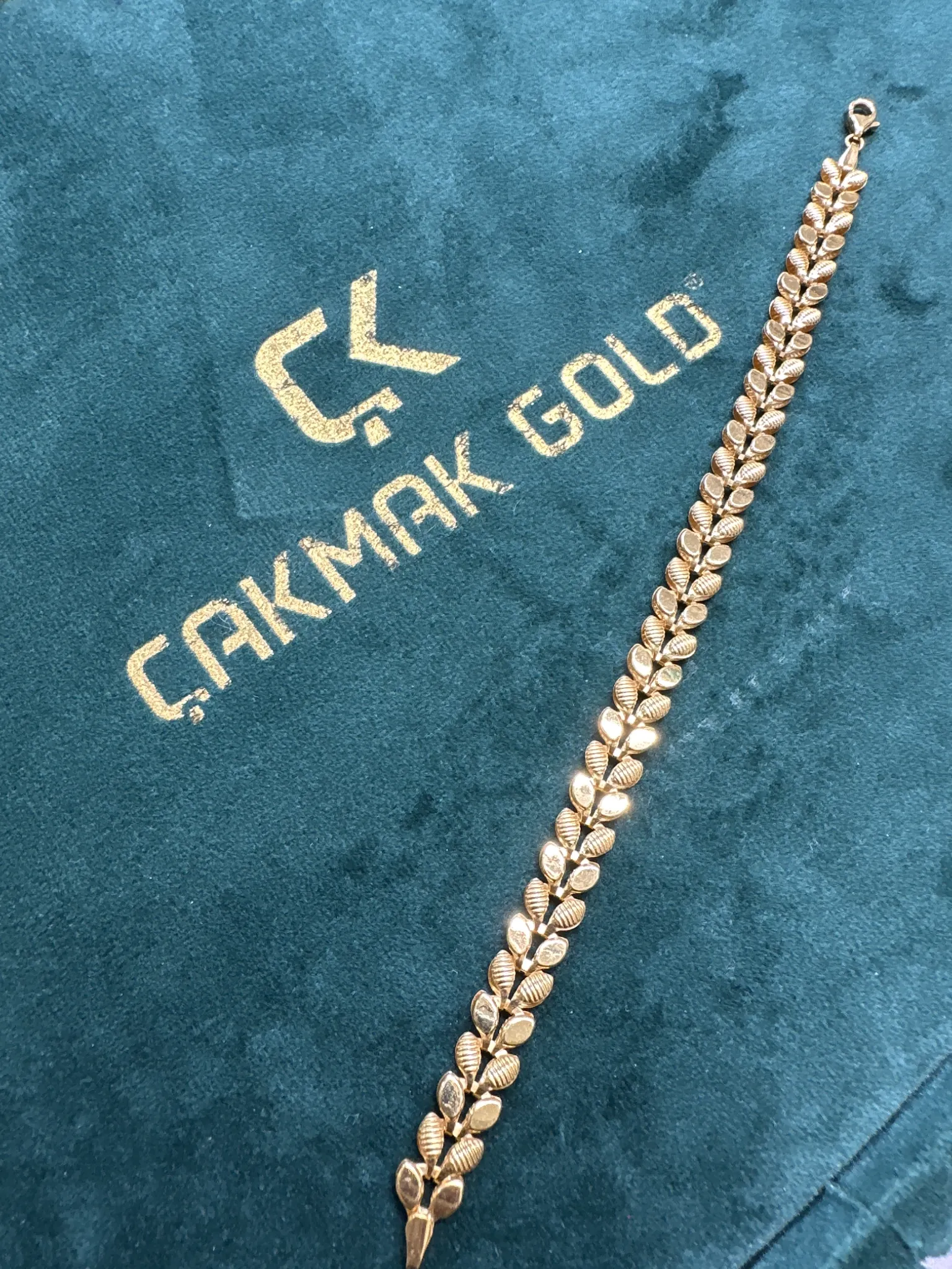BAŞAK MODEL BİLEKLİK