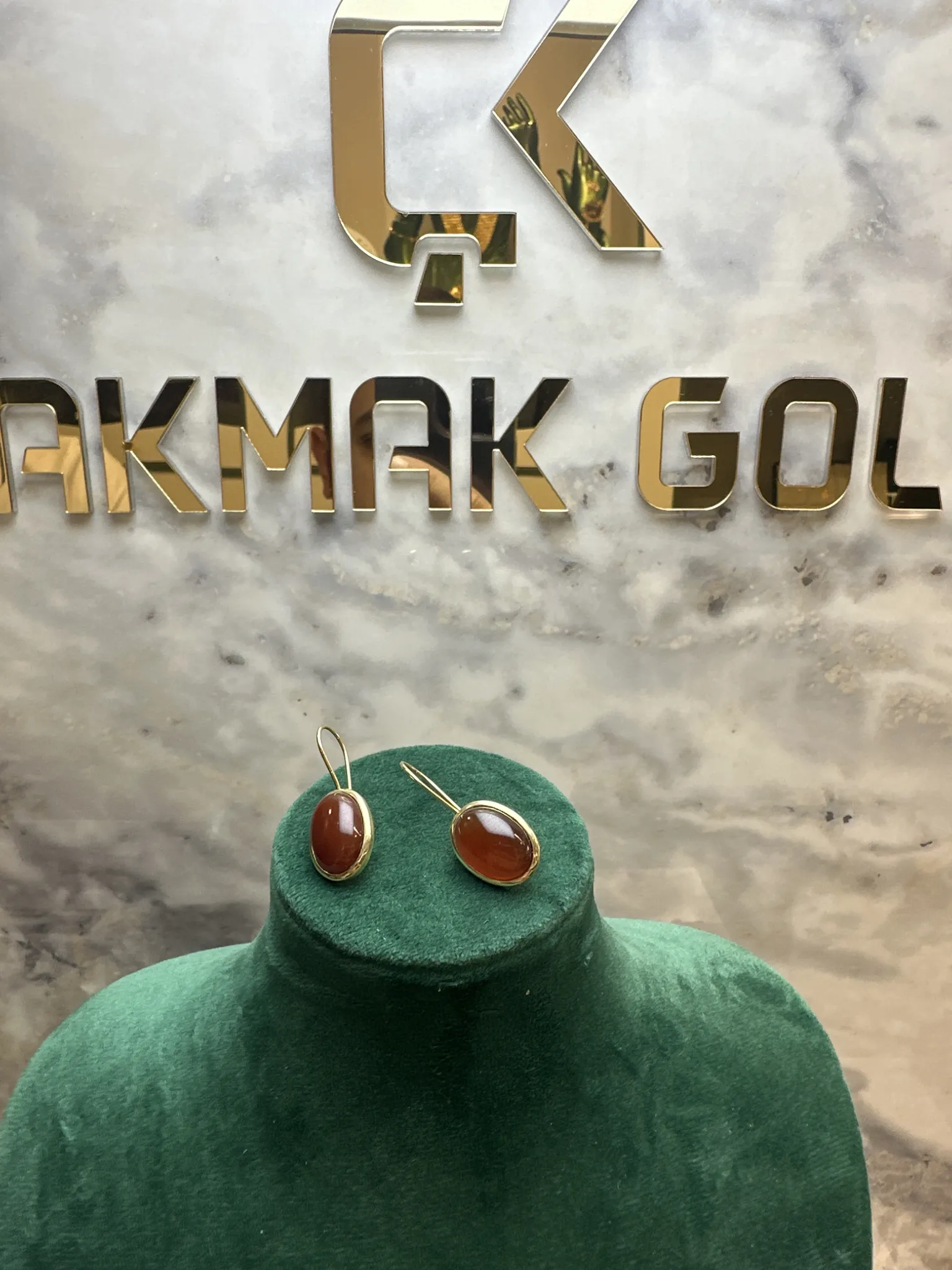 AKİK TAŞLI KÜPE