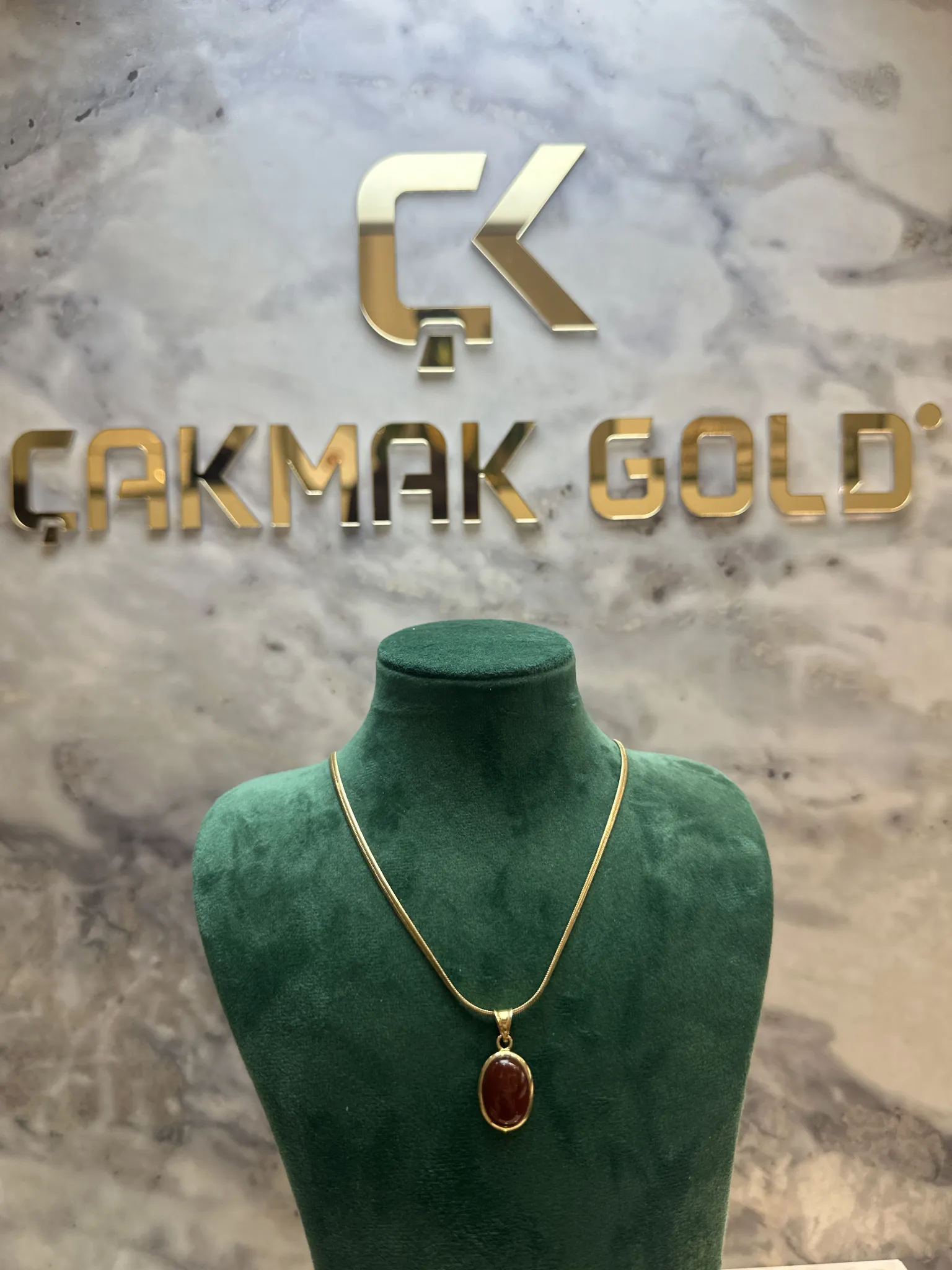 AKİL TAŞLI KOLYE UCU