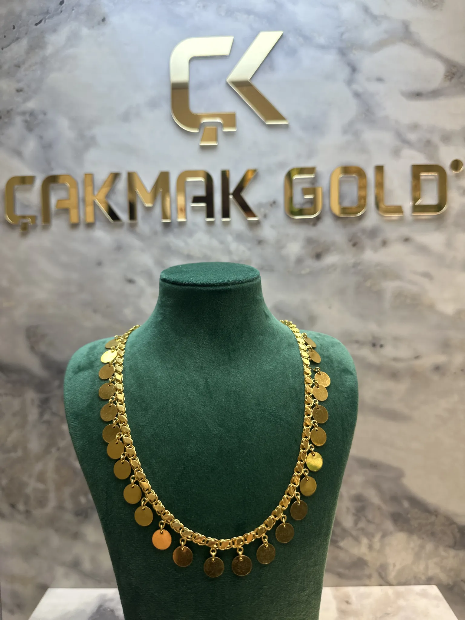 PULLU KOLYE