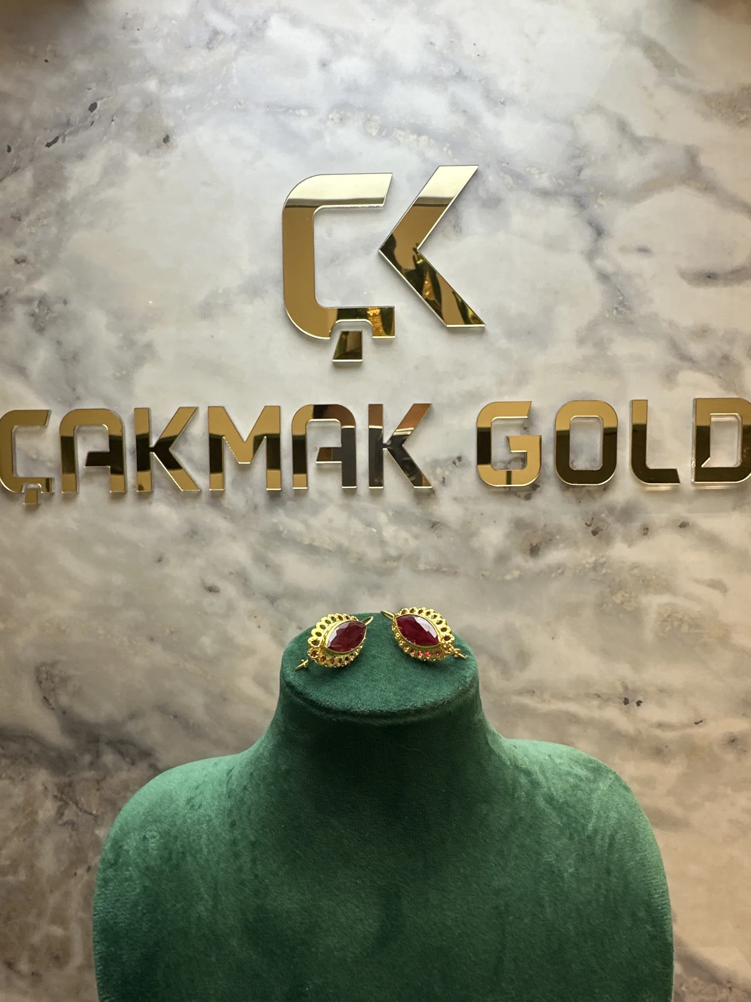 AKİK  TAŞLI KÜPE