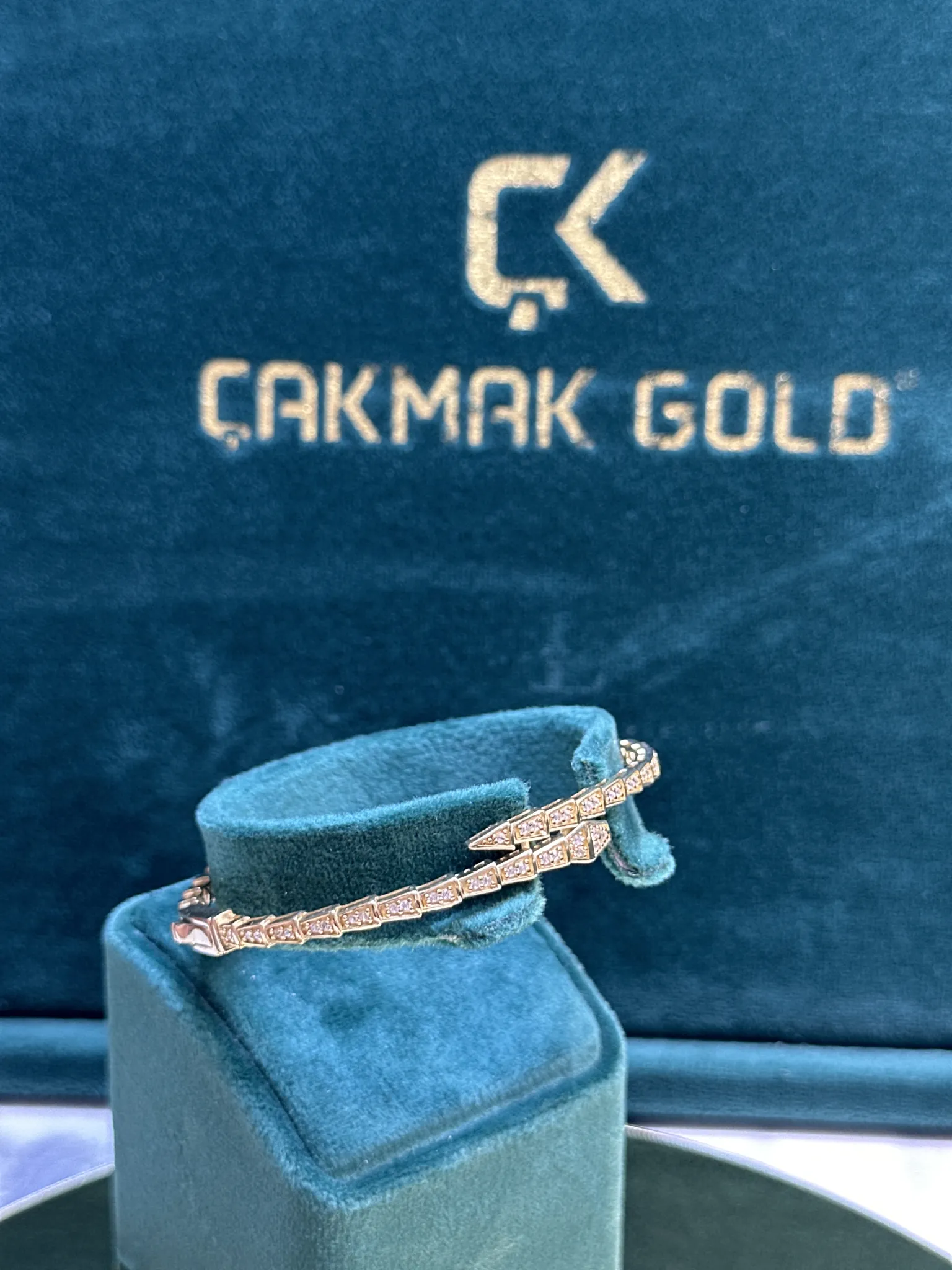 ÖZEL TASARIM CARTİER KELEPÇE