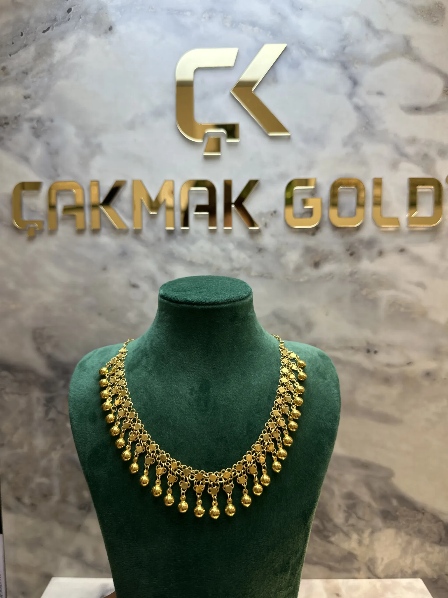 TEK SIRA KİŞNİŞ KOLYE
