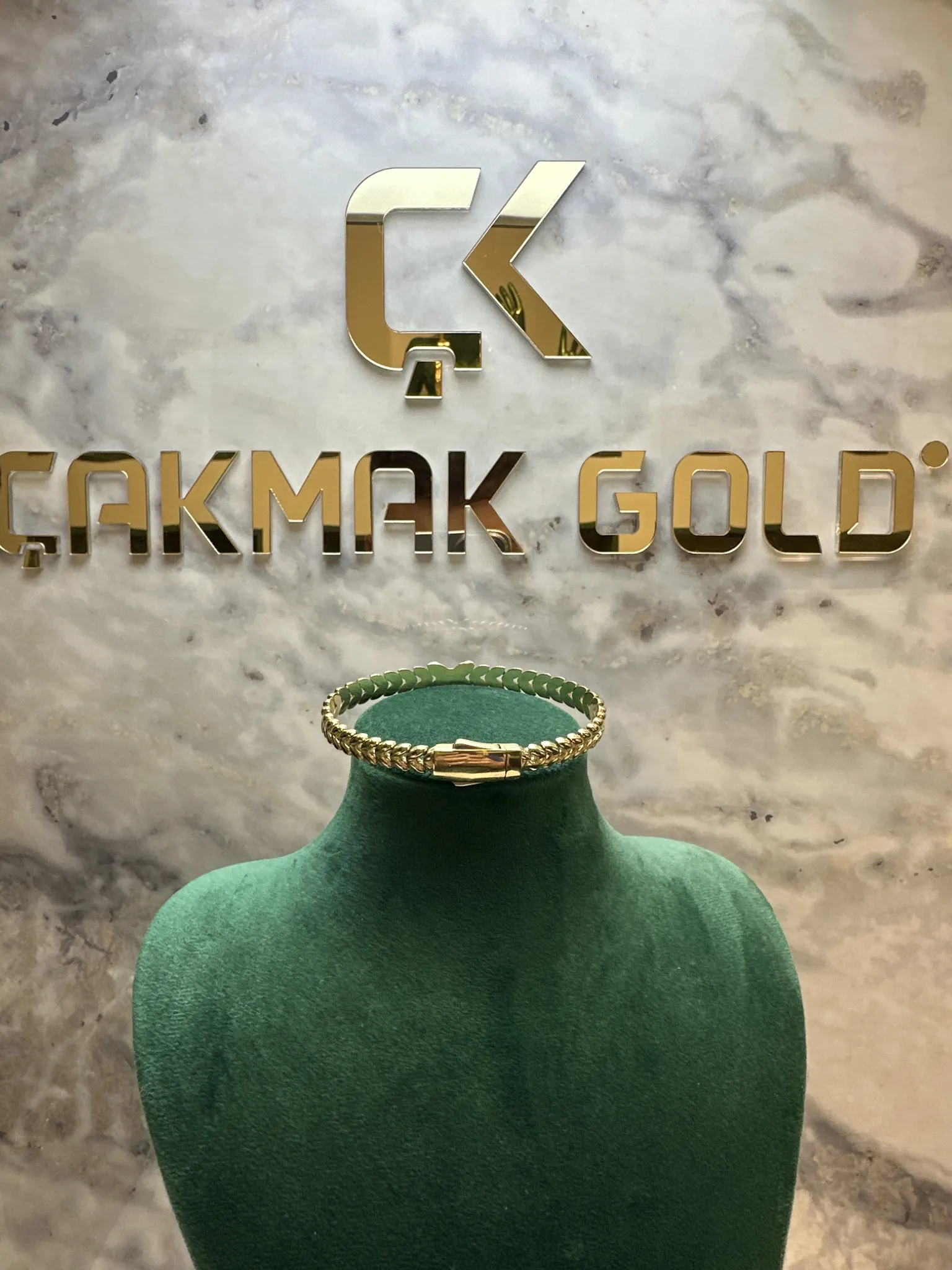 TASARIM KELEPÇE
