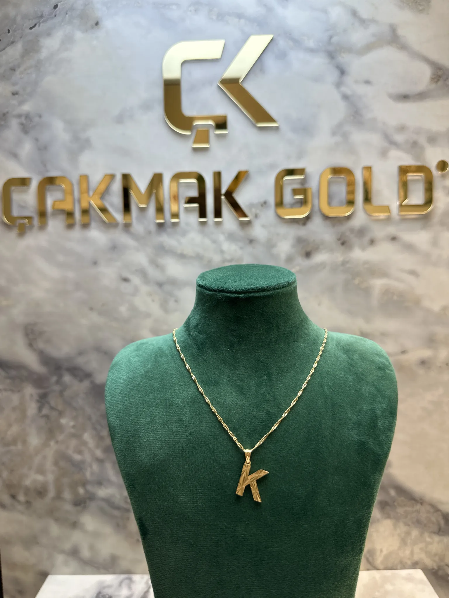 K HARFLİ KOLYE UCU