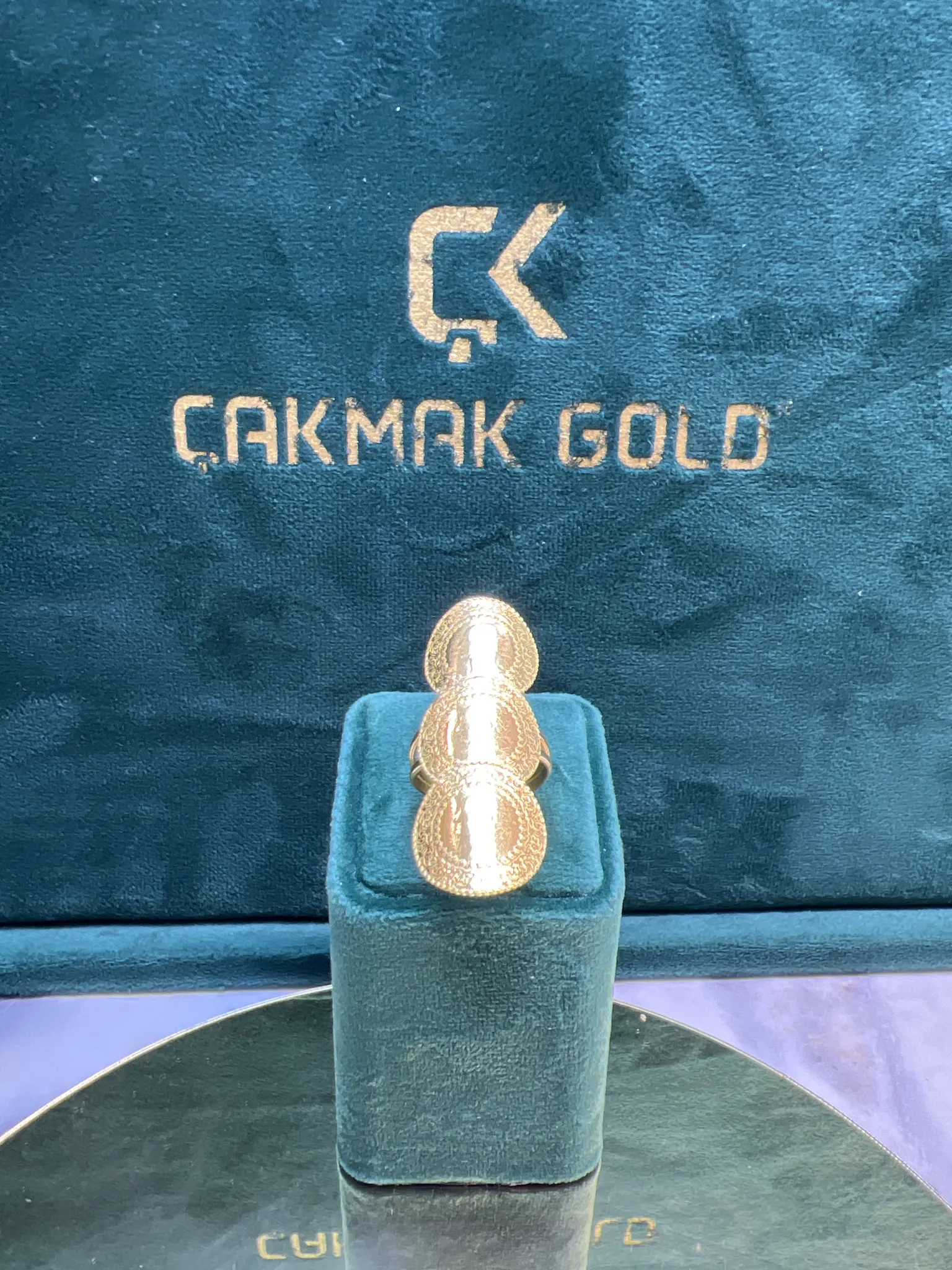 ÜÇ ÇEYREKLİ YÜZÜK