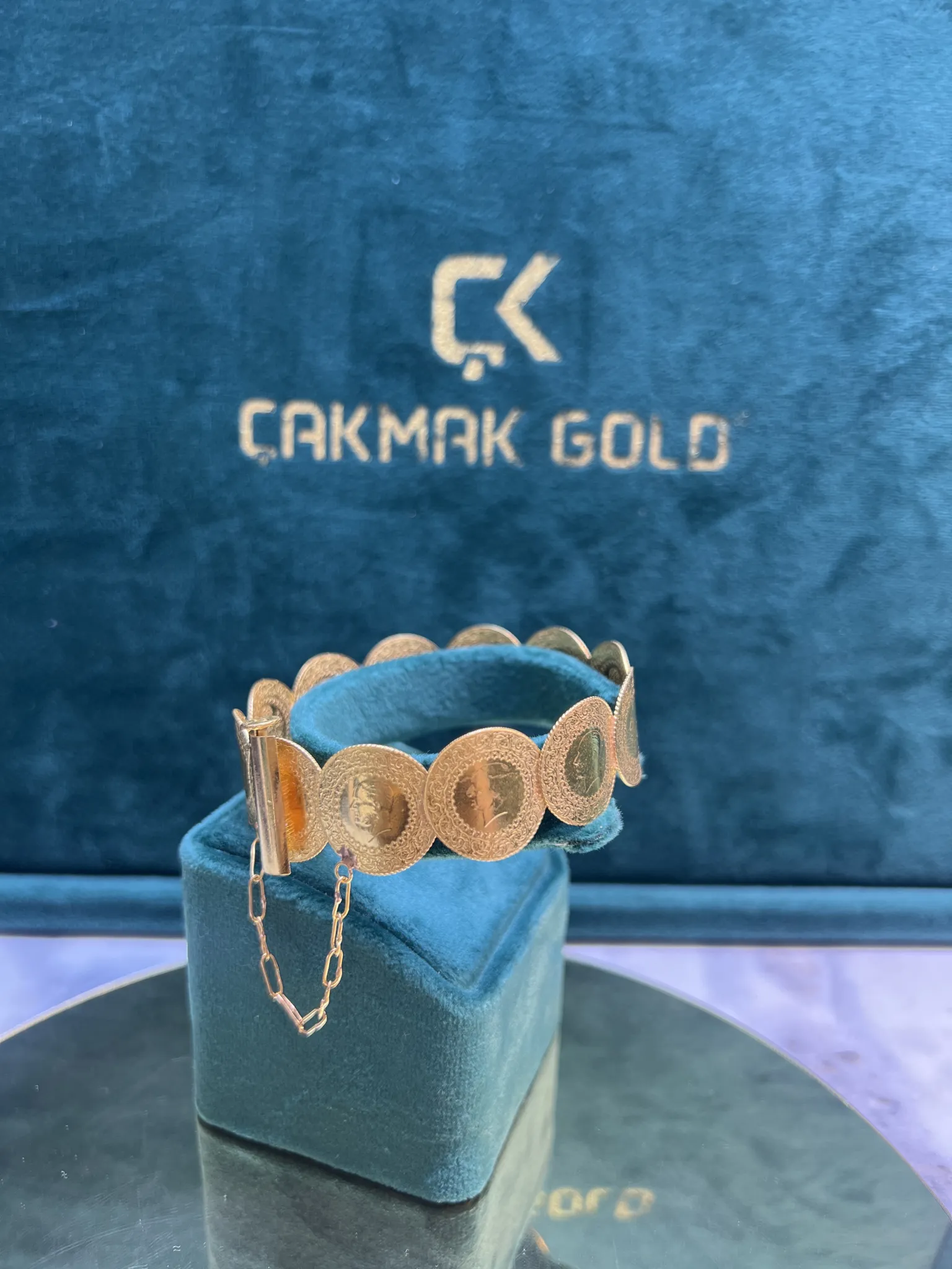 ÇEYREKLİ KELEPÇE