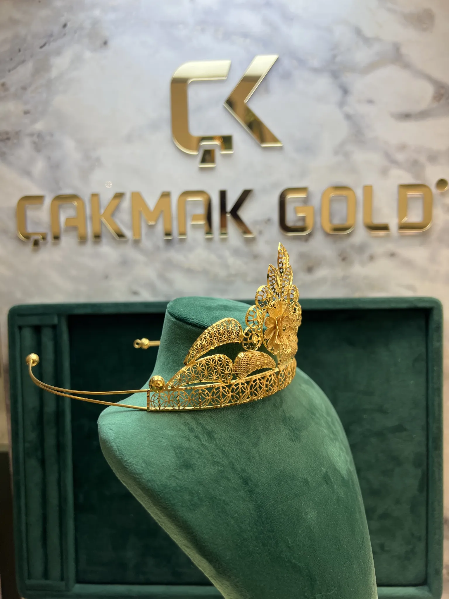 TASARİM TAÇ