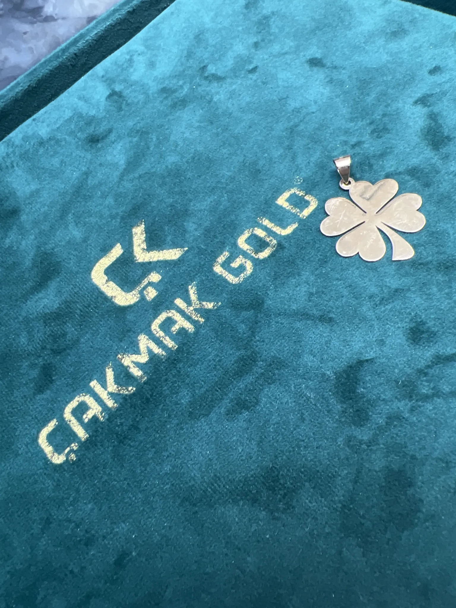 YONCA TASARIM KOLYE UCU