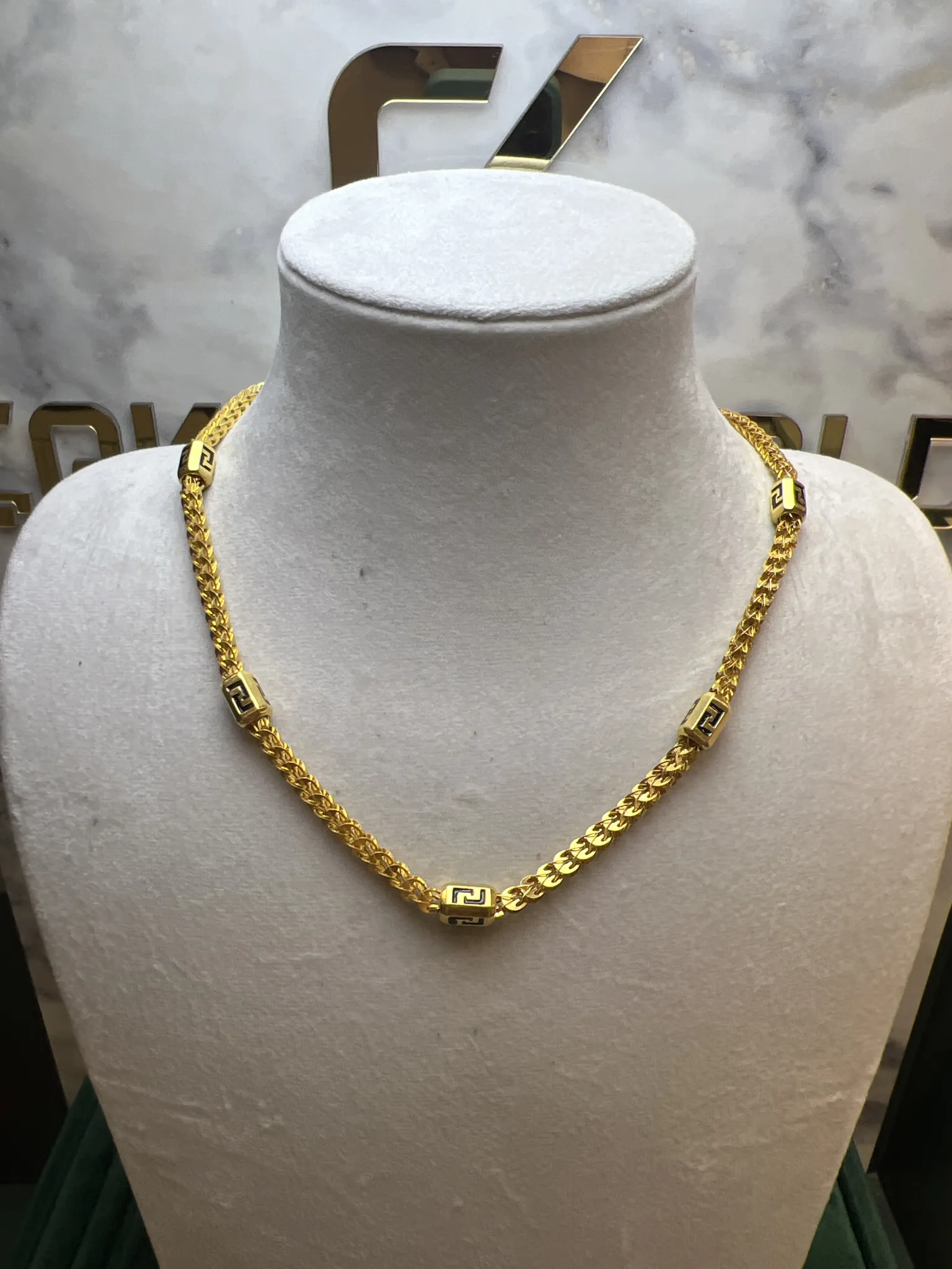 ÖZEL TASARİM KOLYE