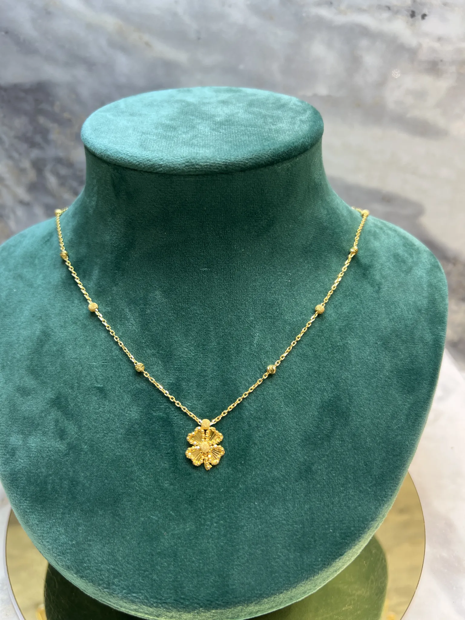 YONCALİ TASARIM KOLYE