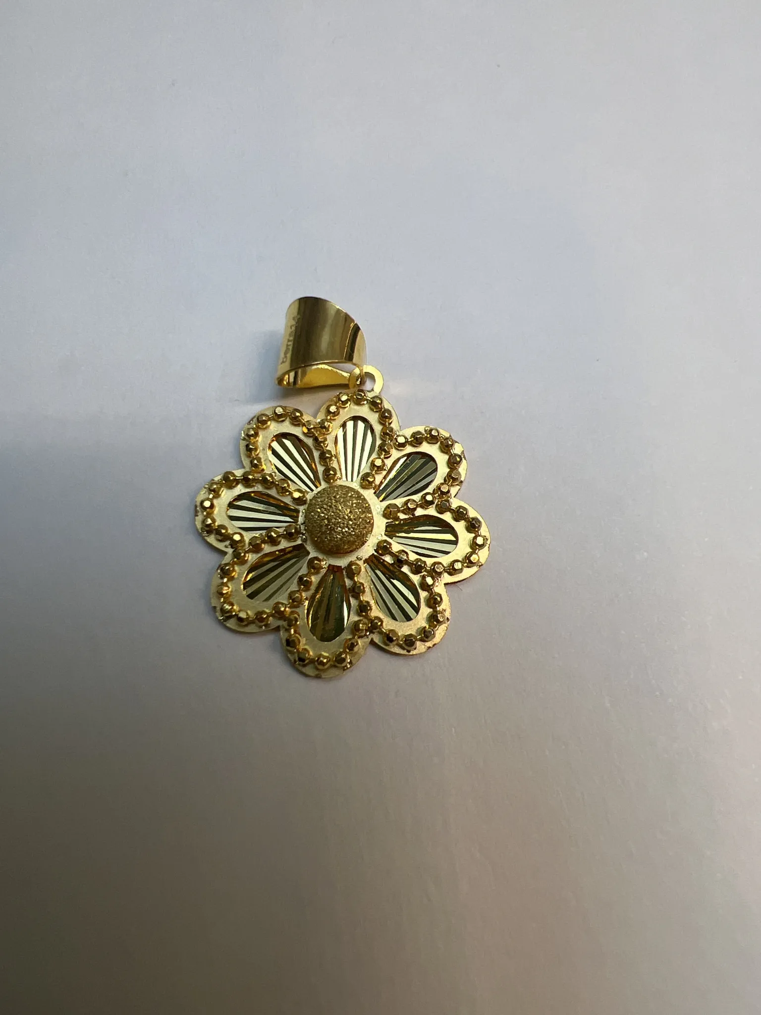 YONCA TASARIM KOLYE UCU