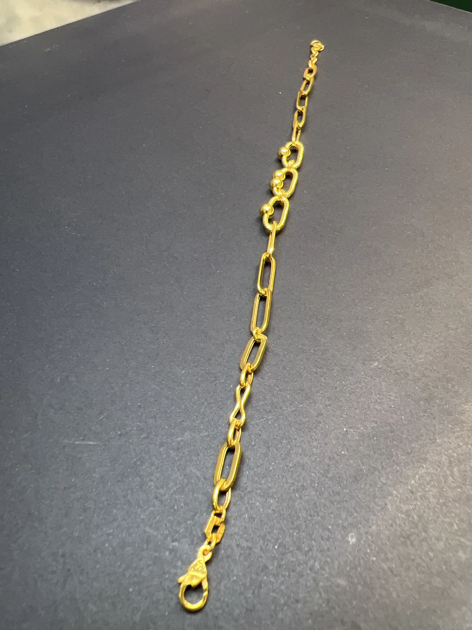 ÖZEL TASARİM BİLEKLİK